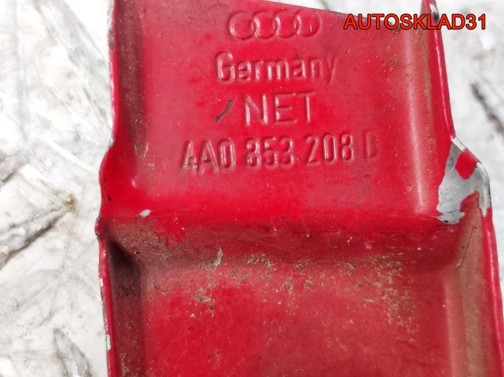 Планка под фару правая Audi A6 C4 4A0853208D, 1200 рублей, Дубовое