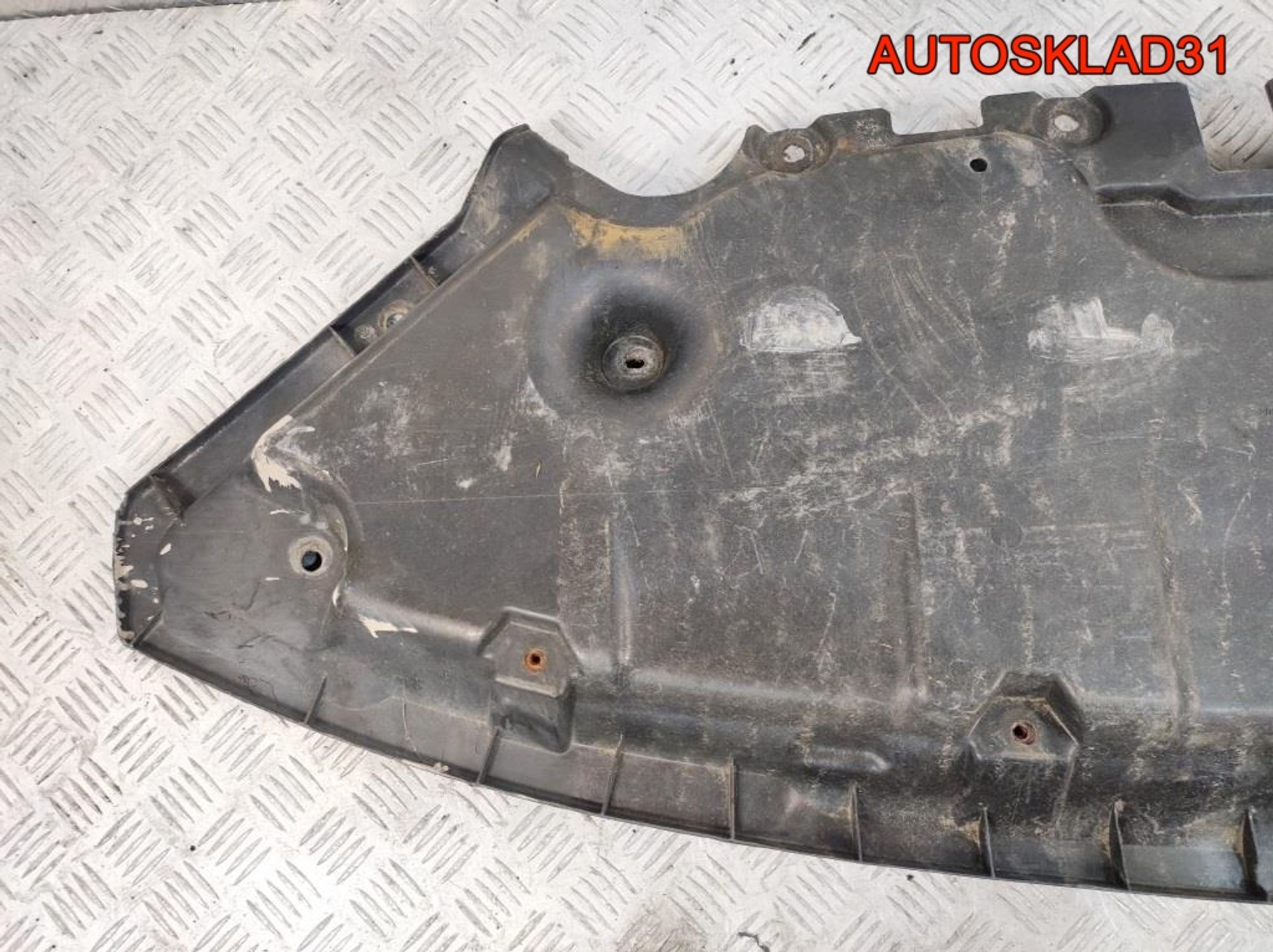 Пыльник двигателя  Mercedes GLK X204 A2045202123, 9000 рублей, Дубовое