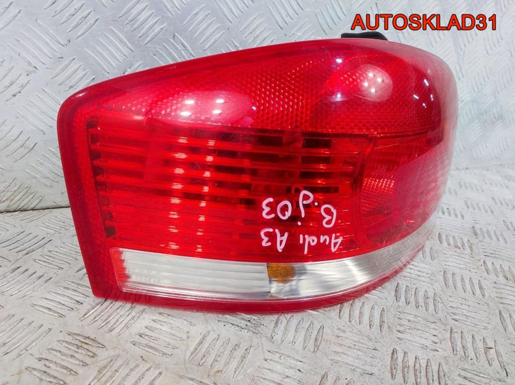 Фонарь задний левый Audi A3 8P1 8P0945095, 2900 рублей, Дубовое