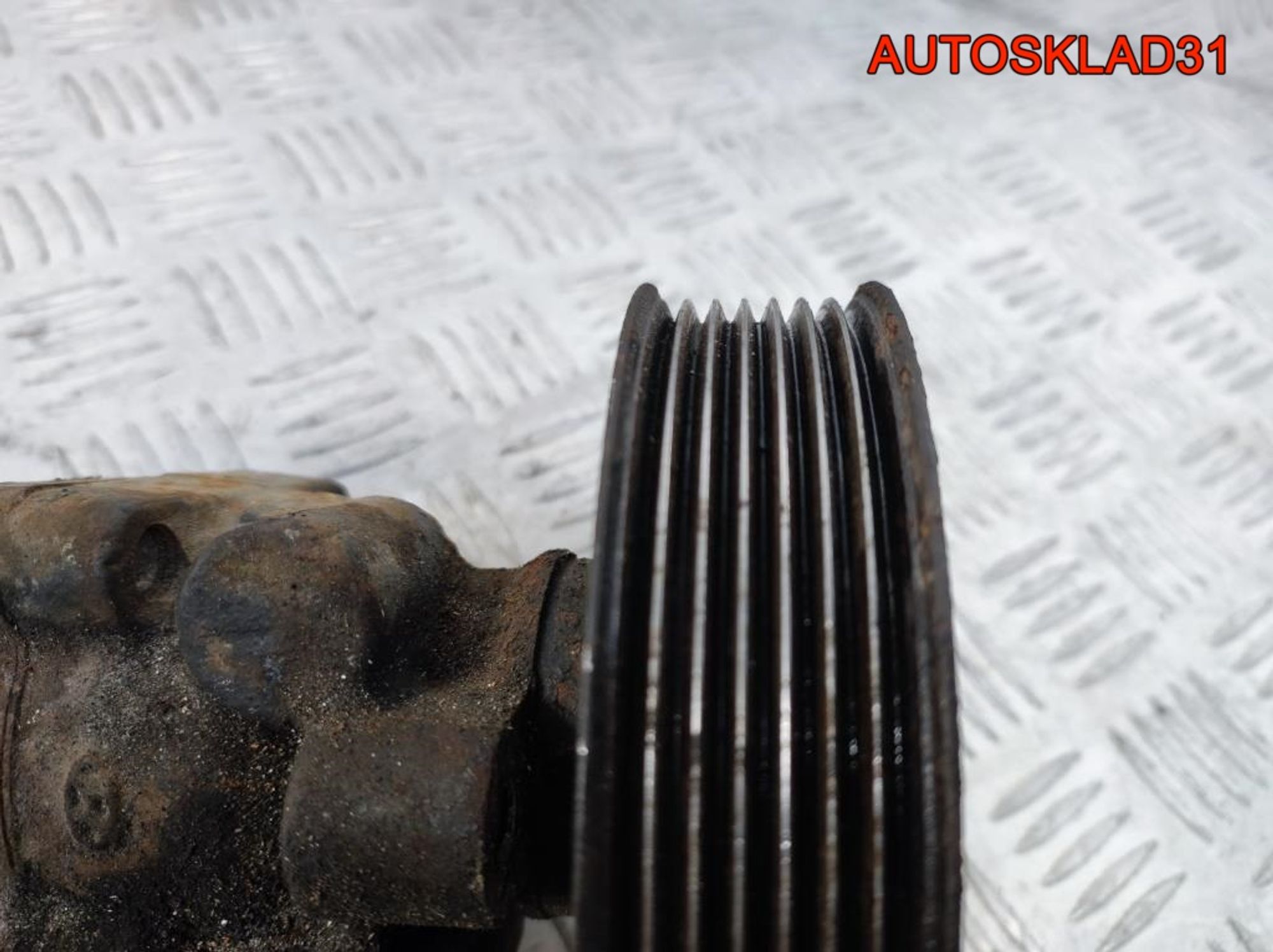 Насос ГУР Hyundai Starex Н1 2,5 D4СВ 571004A800, 4100 рублей, Дубовое