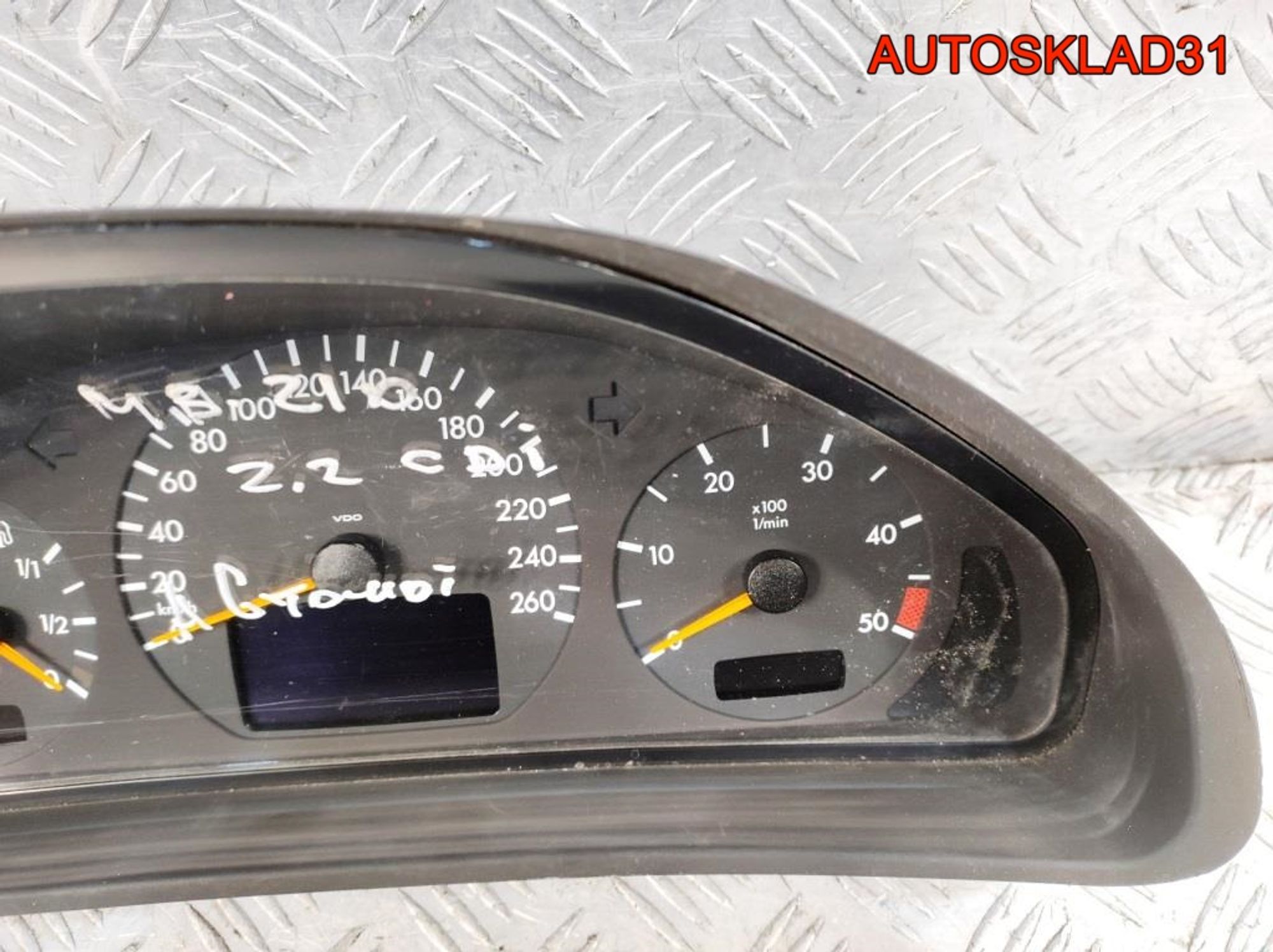 Панель приборов Mercedes W210 2,2 Дизель A2105402811, 7000 рублей, Дубовое