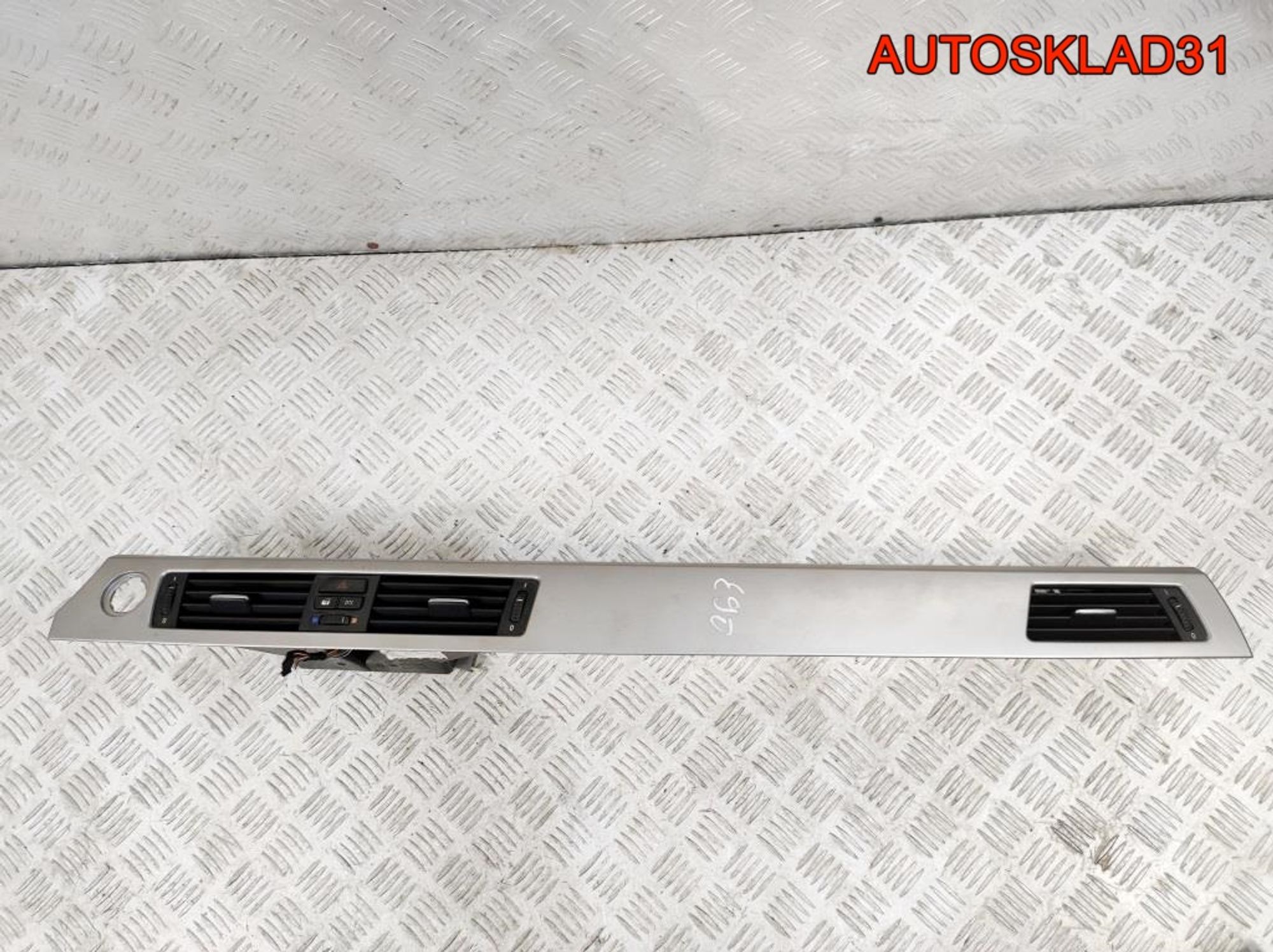 Дефлектор воздушный BMW E90 64226922634, 3000 рублей, Дубовое