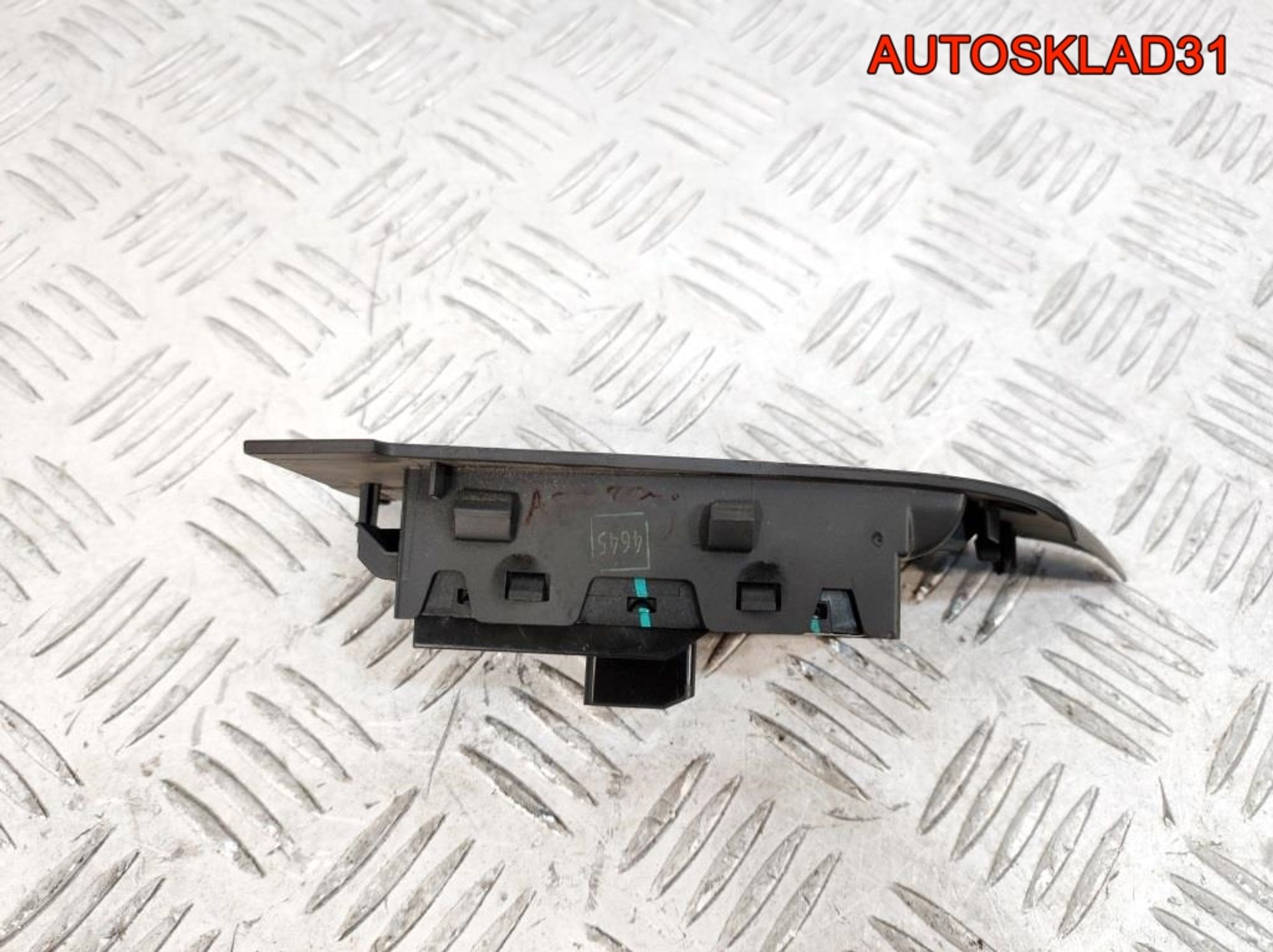 Блок управления стеклоподъемниками Opel Insignia 13305011, 2000 рублей, Дубовое