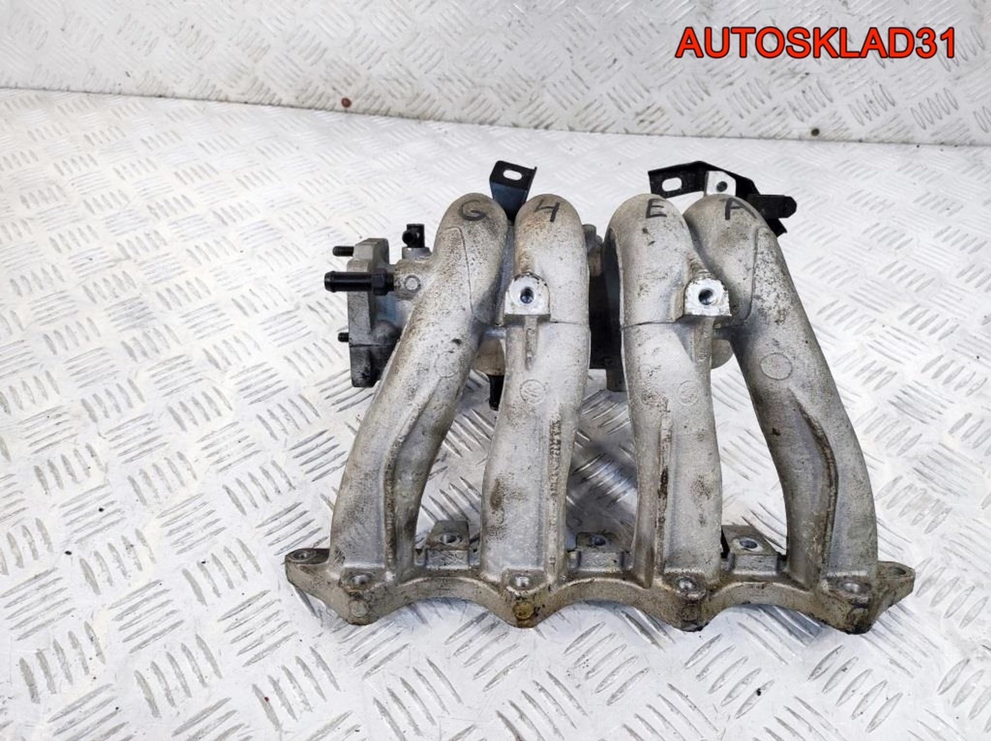 Коллектор впускной Hyundai Getz G4EA 2831022454, 1300 рублей, Дубовое