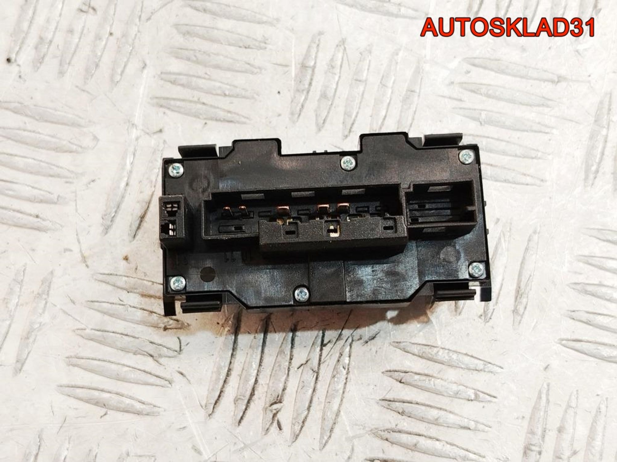 Кнопка аварийной сигнализации Mercedes Benz W210 A2088200310, 800 рублей, Дубовое