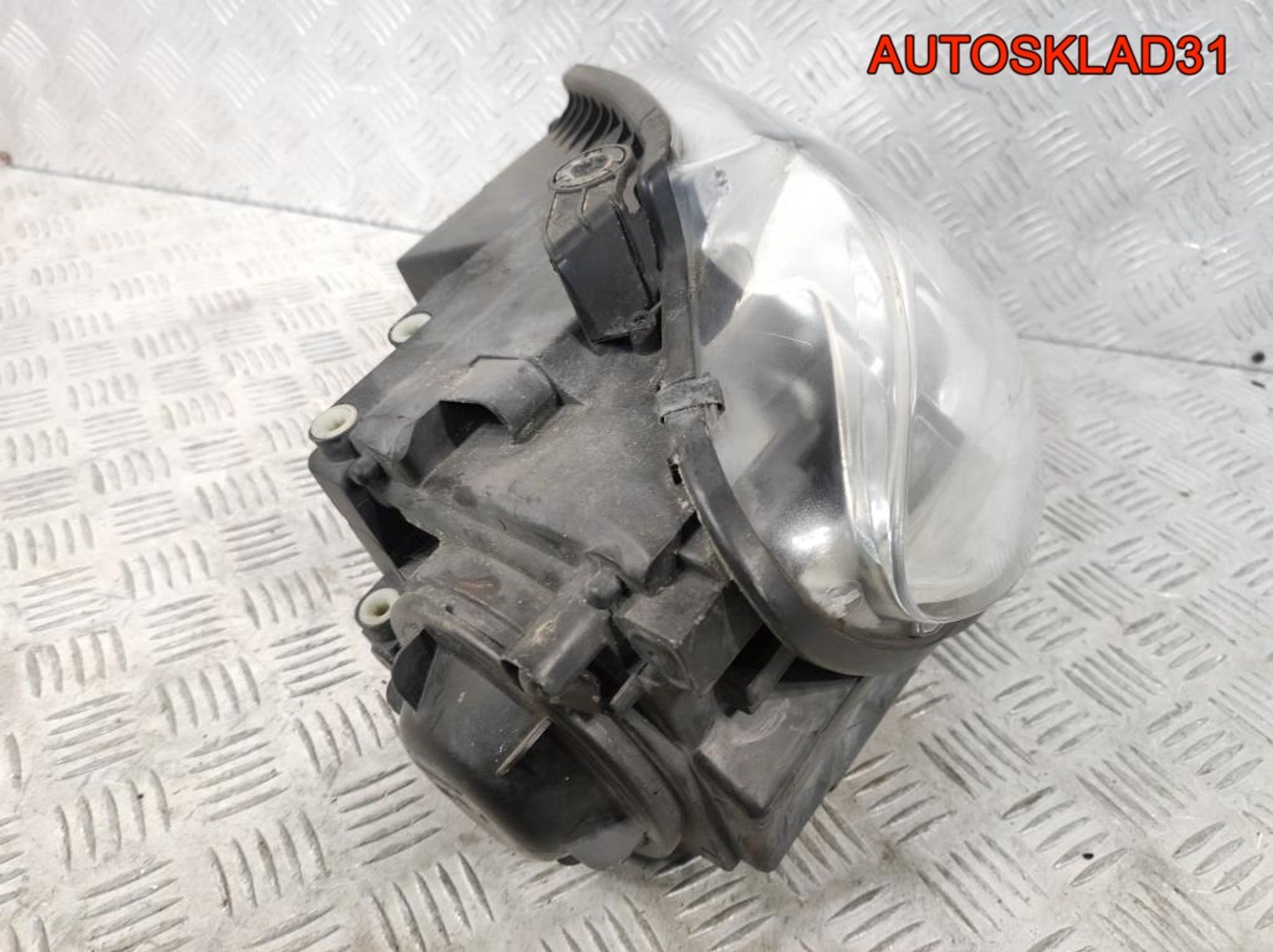 Фара правая VW Touran 1 1T1941006B Рестайлинг, 13500 рублей, Дубовое