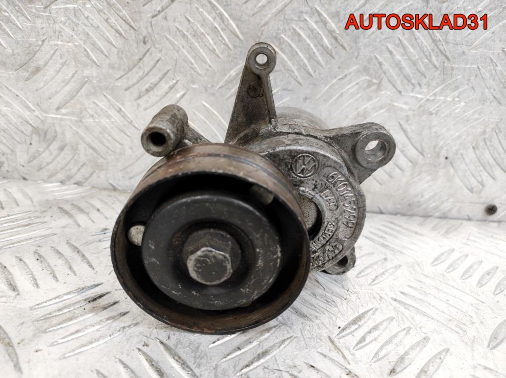 Натяжитель ремня VW Golf 3 1,4 Бензин 6K0145299, 500 рублей, Дубовое