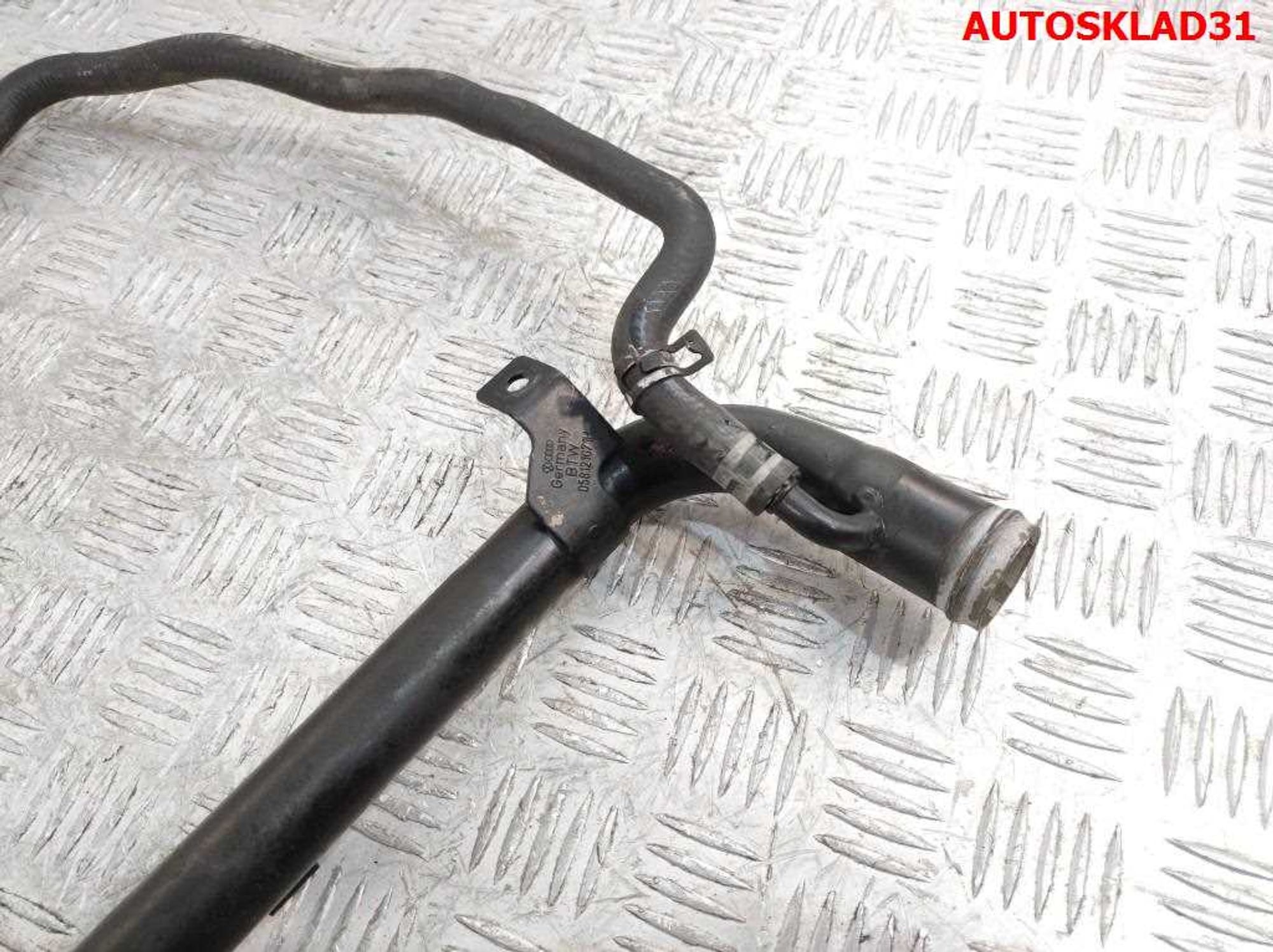 Трубка охлаждающей жидкости VW Passat B5 1,8Т AEB 058121071H, 1000 рублей, Дубовое