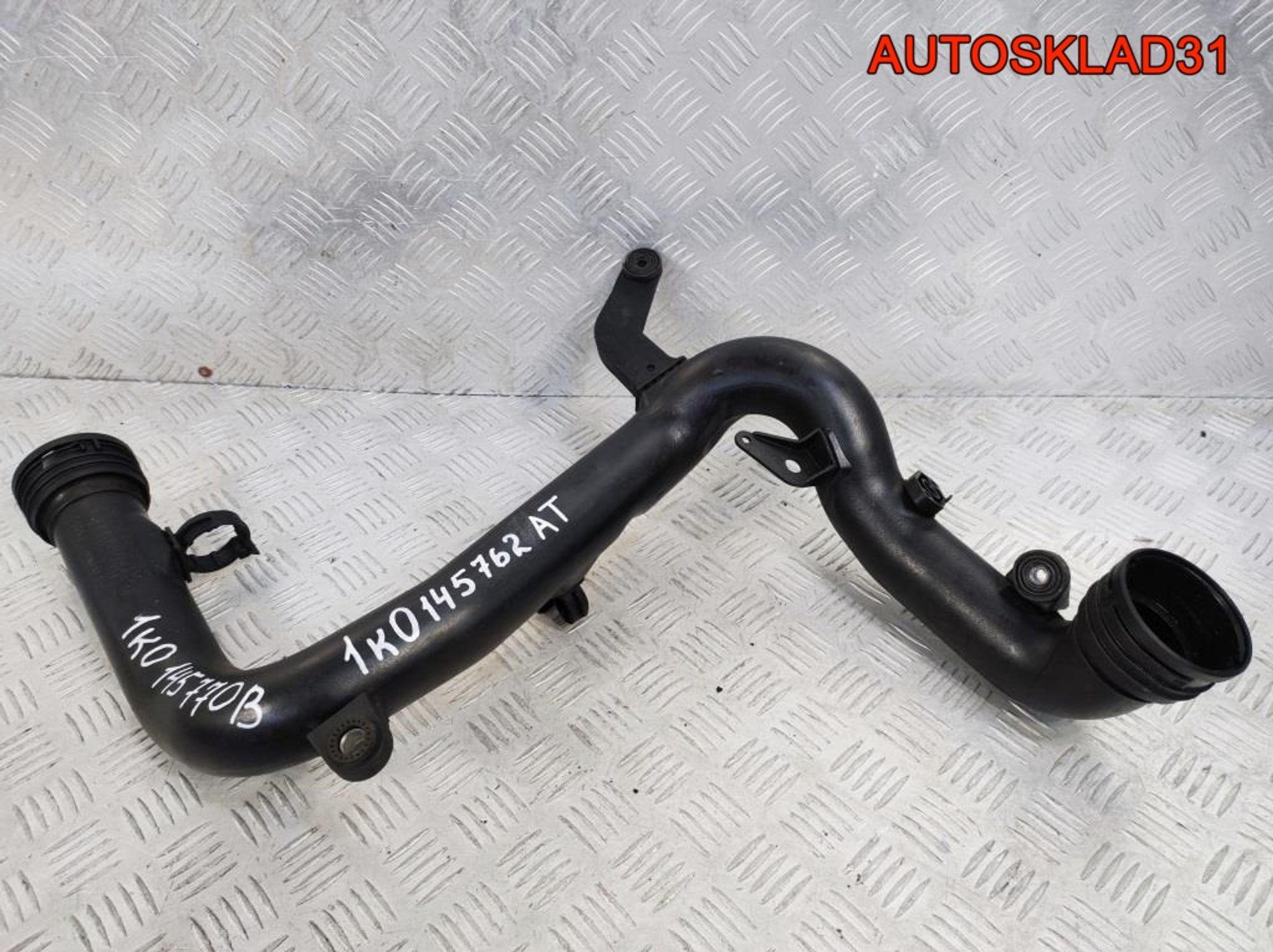 Патрубок интеркулера VW Passat B6 1K0145770B, 1300 рублей, Дубовое