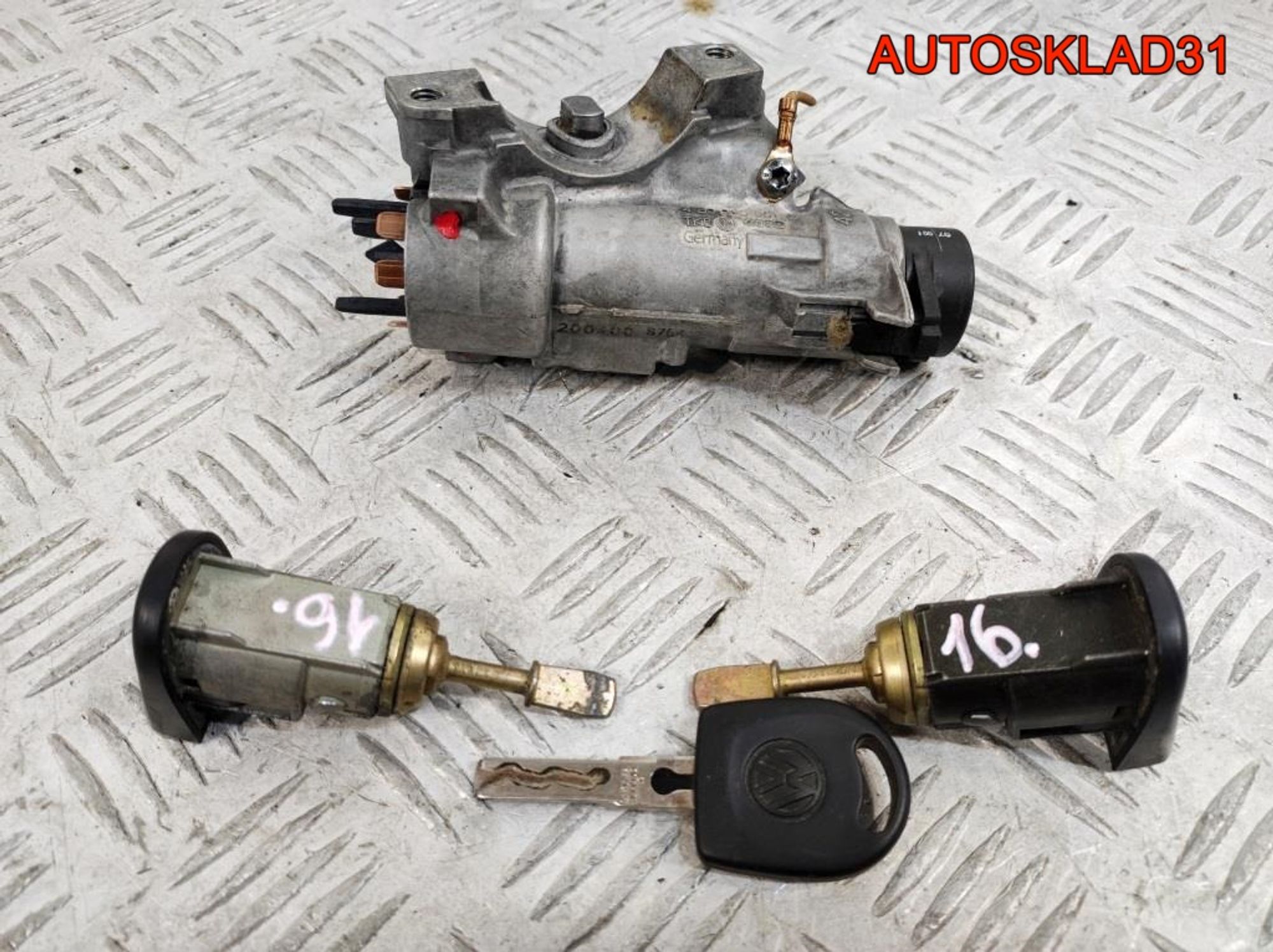 Комплект замок зажигания и личинки с ключом VW Golf 4 4B0905851C, 4100 рублей, Дубовое