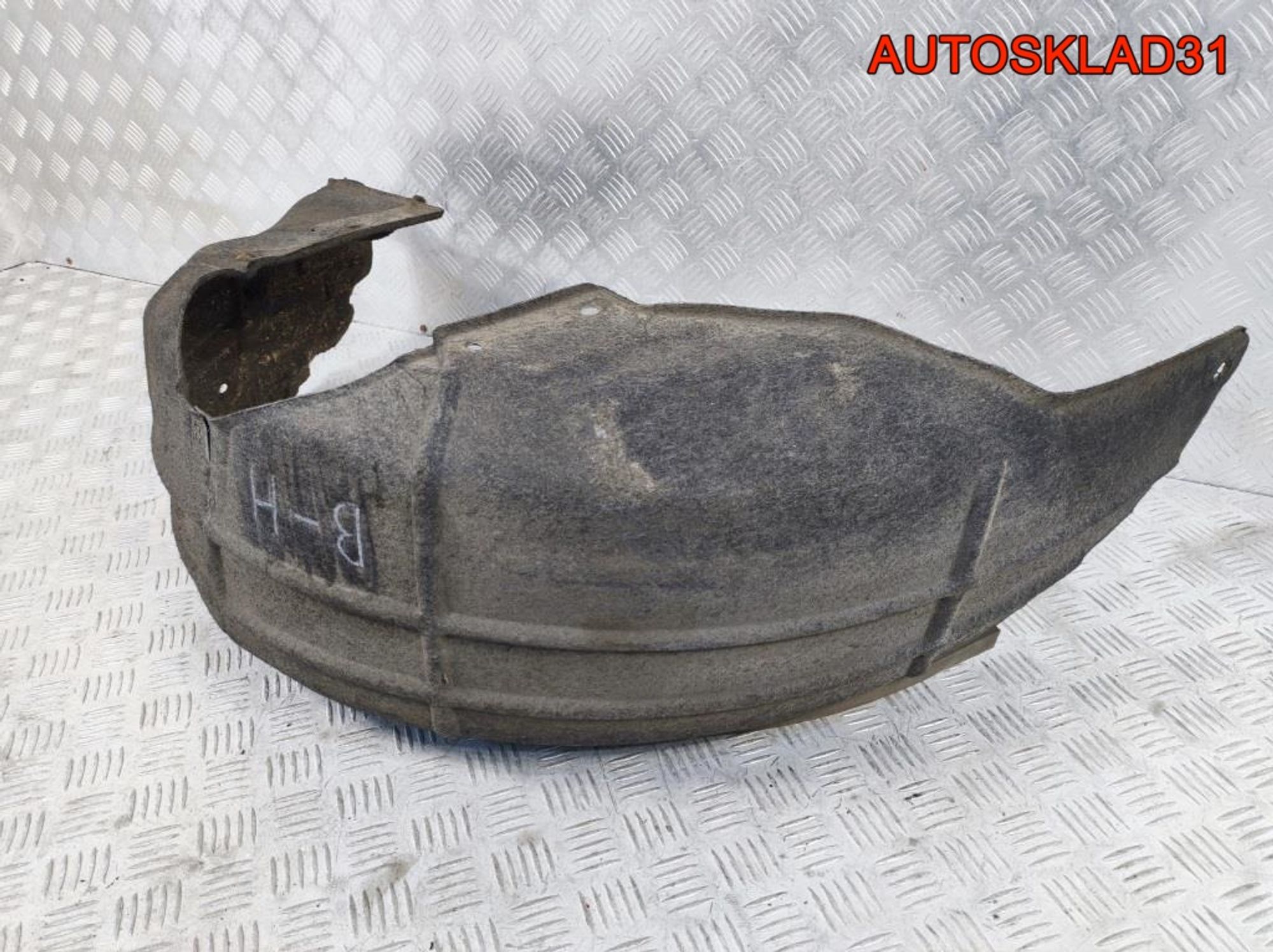 Локер задний правый Mazda 3 BK BP4K561H1B Седан, 1700 рублей, Дубовое