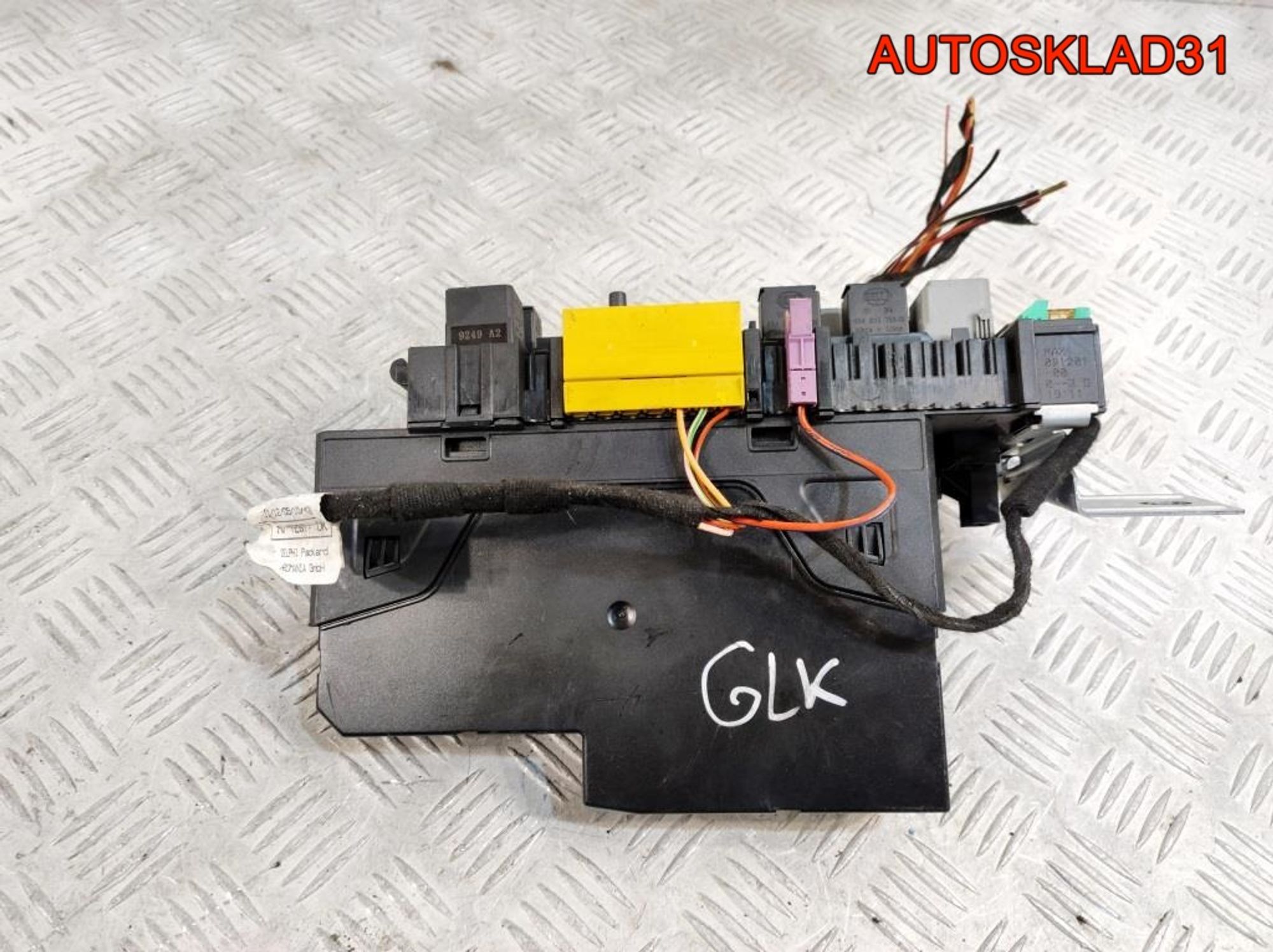 Блок предохранителей Mercedes GLK X204 A2049001402, 8500 рублей, Дубовое