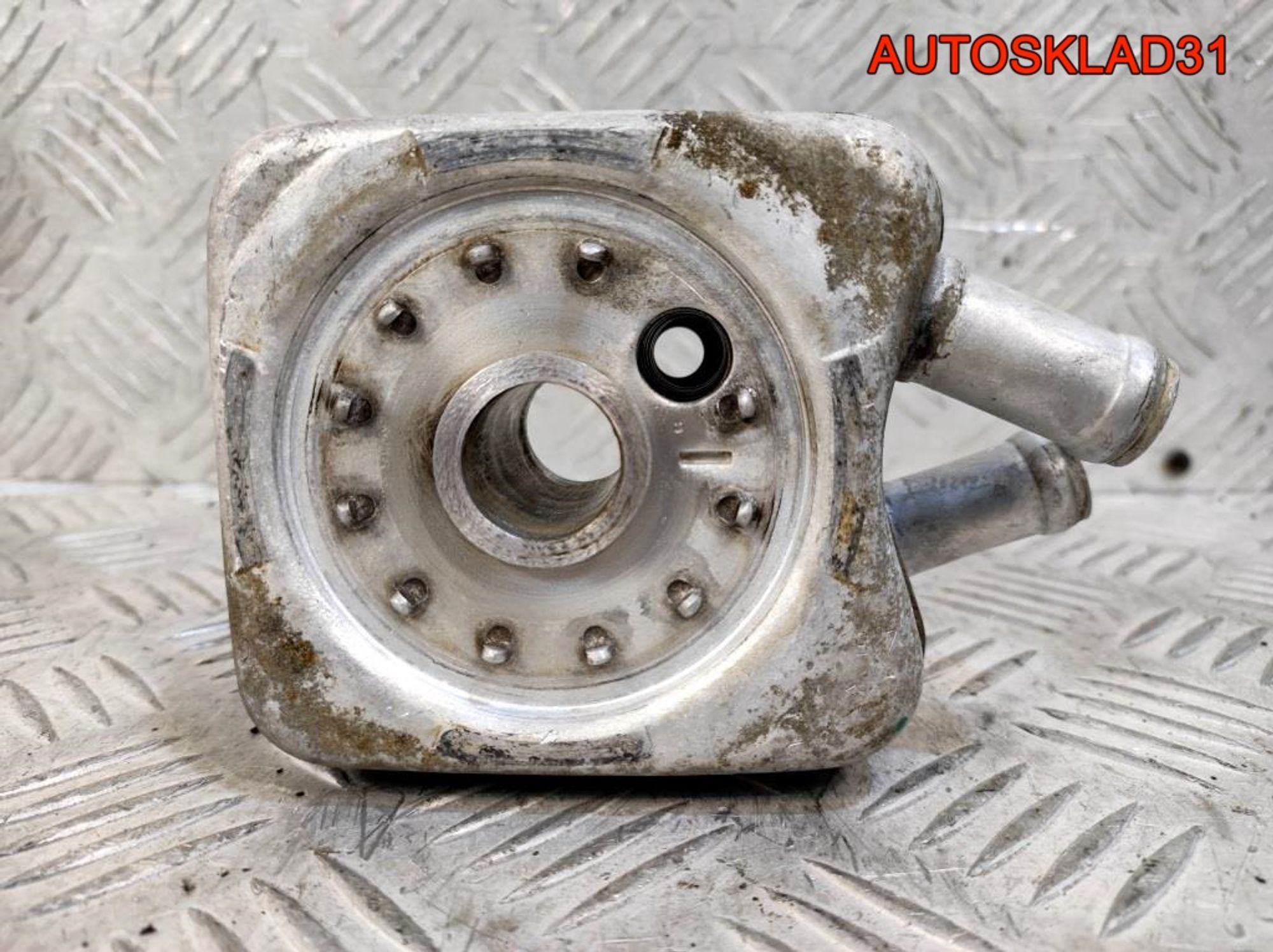 Радиатор масляный Audi A3 8L 1,6 AKL 078117021A, 900 рублей, Дубовое