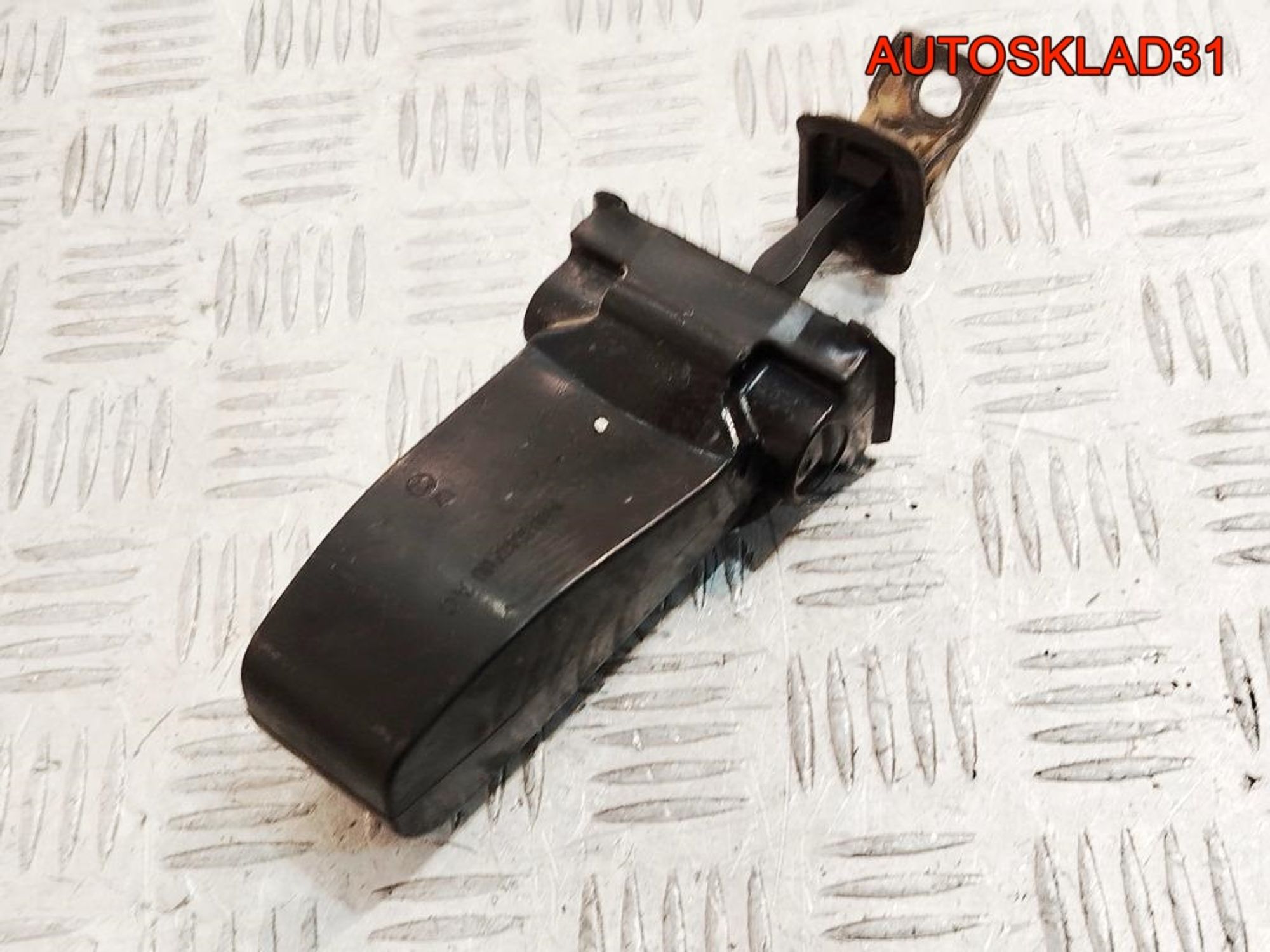 Ограничитель двери задней правой Skoda Roomster 5J0837249D, 1200 рублей, Дубовое