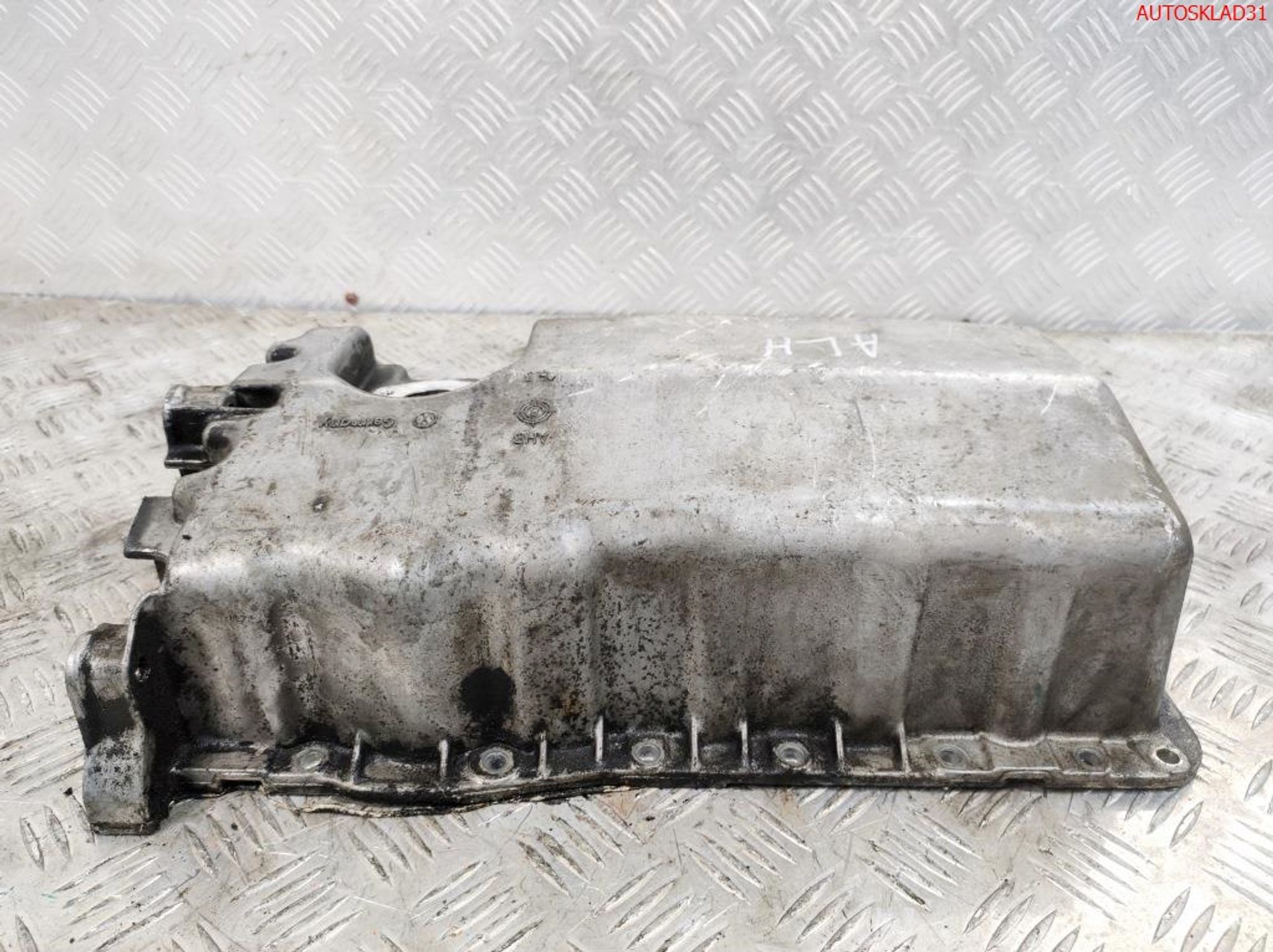 Поддон двигателя VW Passat B5 1,6 AHL Бензин 038103603N, 3000 рублей, Дубовое