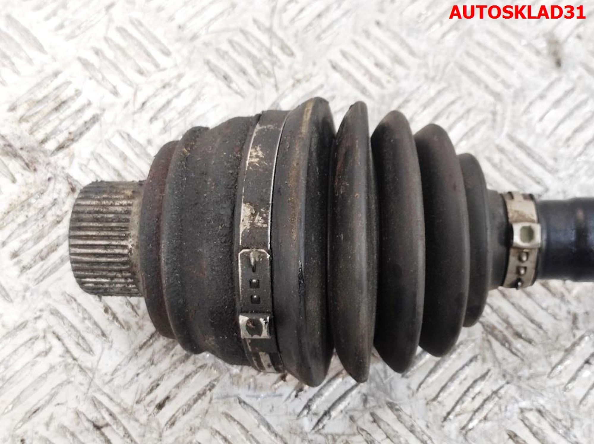 Полуось передняя Audi A6 C7 4G 3,0 CDU АКПП Дизель 4G0407271F, 6000 рублей, Дубовое