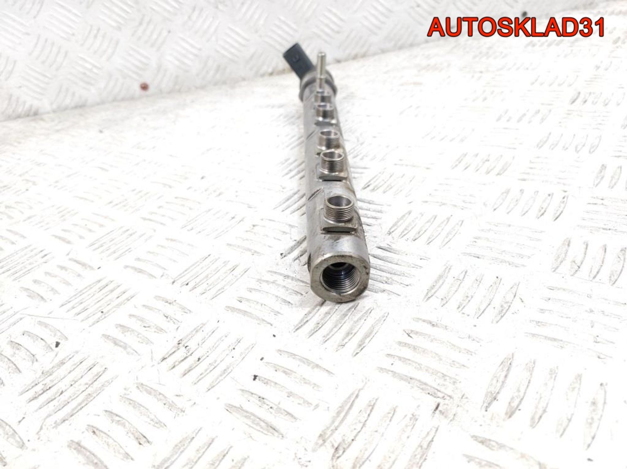 Рейка топливная BMW E90 2.0 N47D20A 13537809128, 4000 рублей, Дубовое