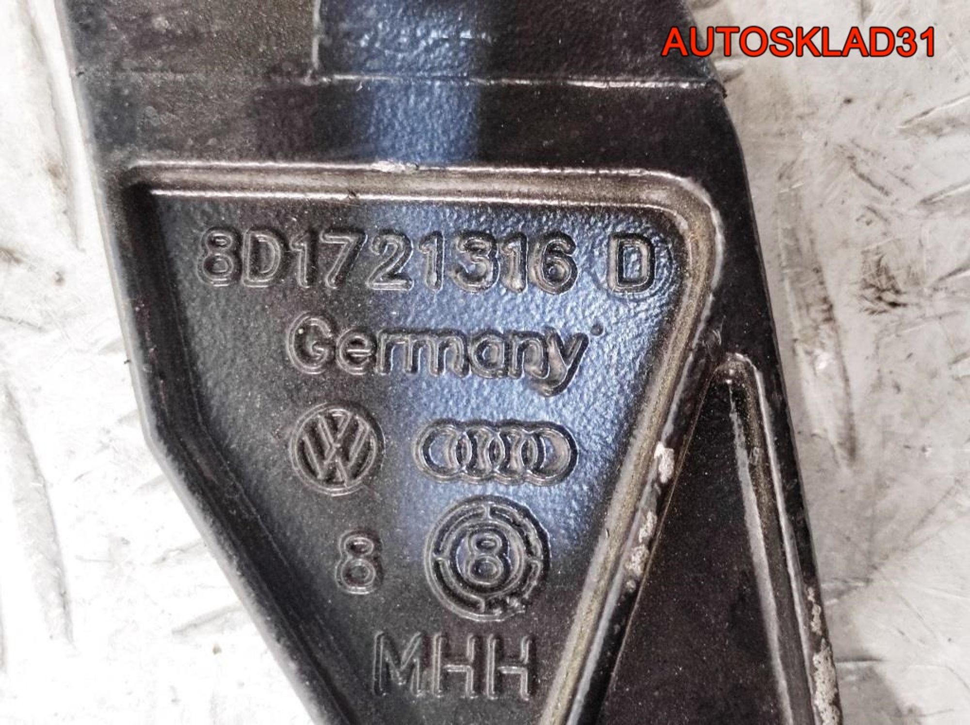 Блок педалей МКПП VW Passat B5 8D1721117D, 3600 рублей, Дубовое