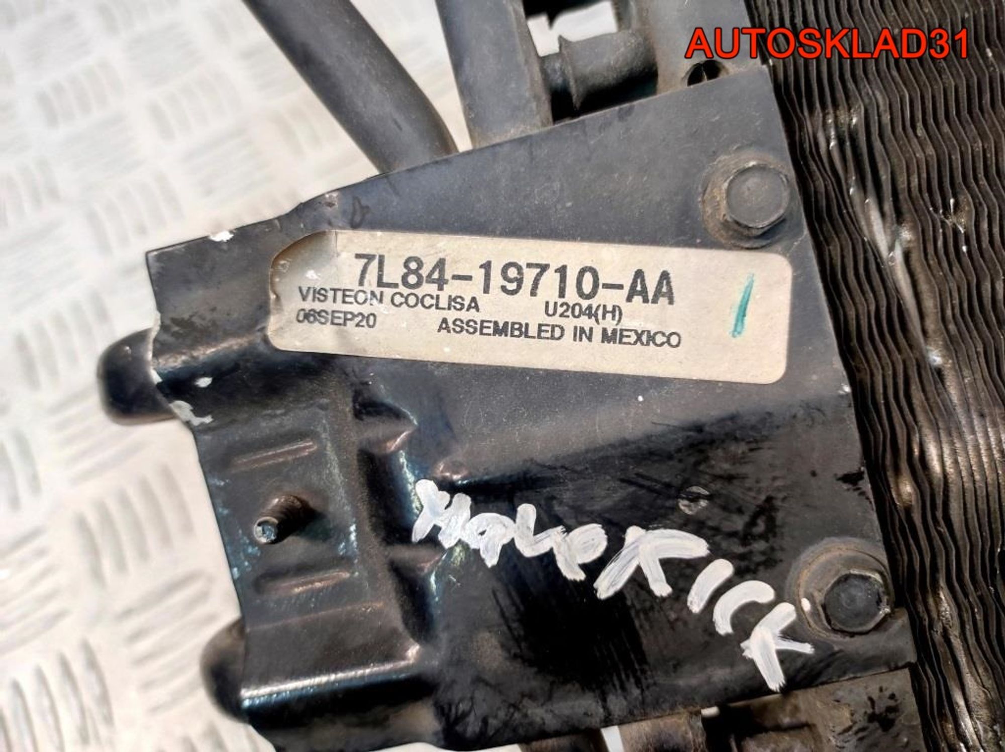 Кассета радиаторов Ford Maverick 2 3,0 7KB4 Бензин АКПП, 18000 рублей, Дубовое