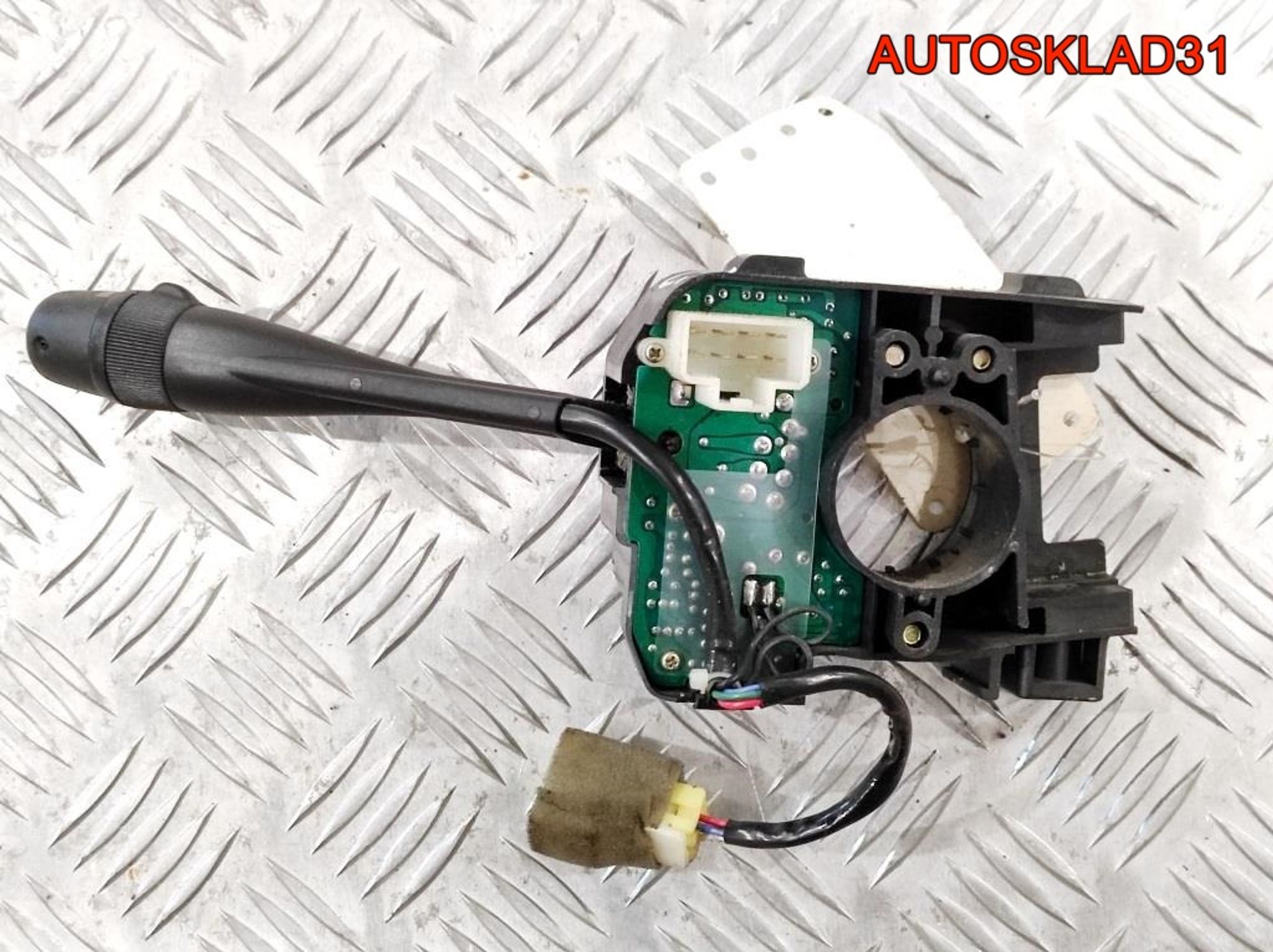 Переключатель стеклоочистителей Nissan Sunny N14, 1200 рублей, Дубовое