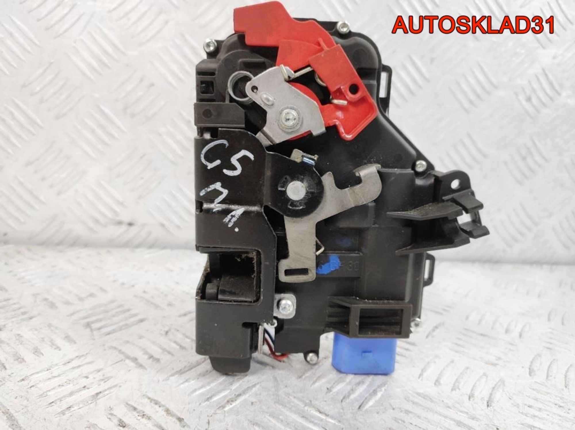 Замок двери передней левой VW Golf 5 3D1837015AD, 3000 рублей, Дубовое