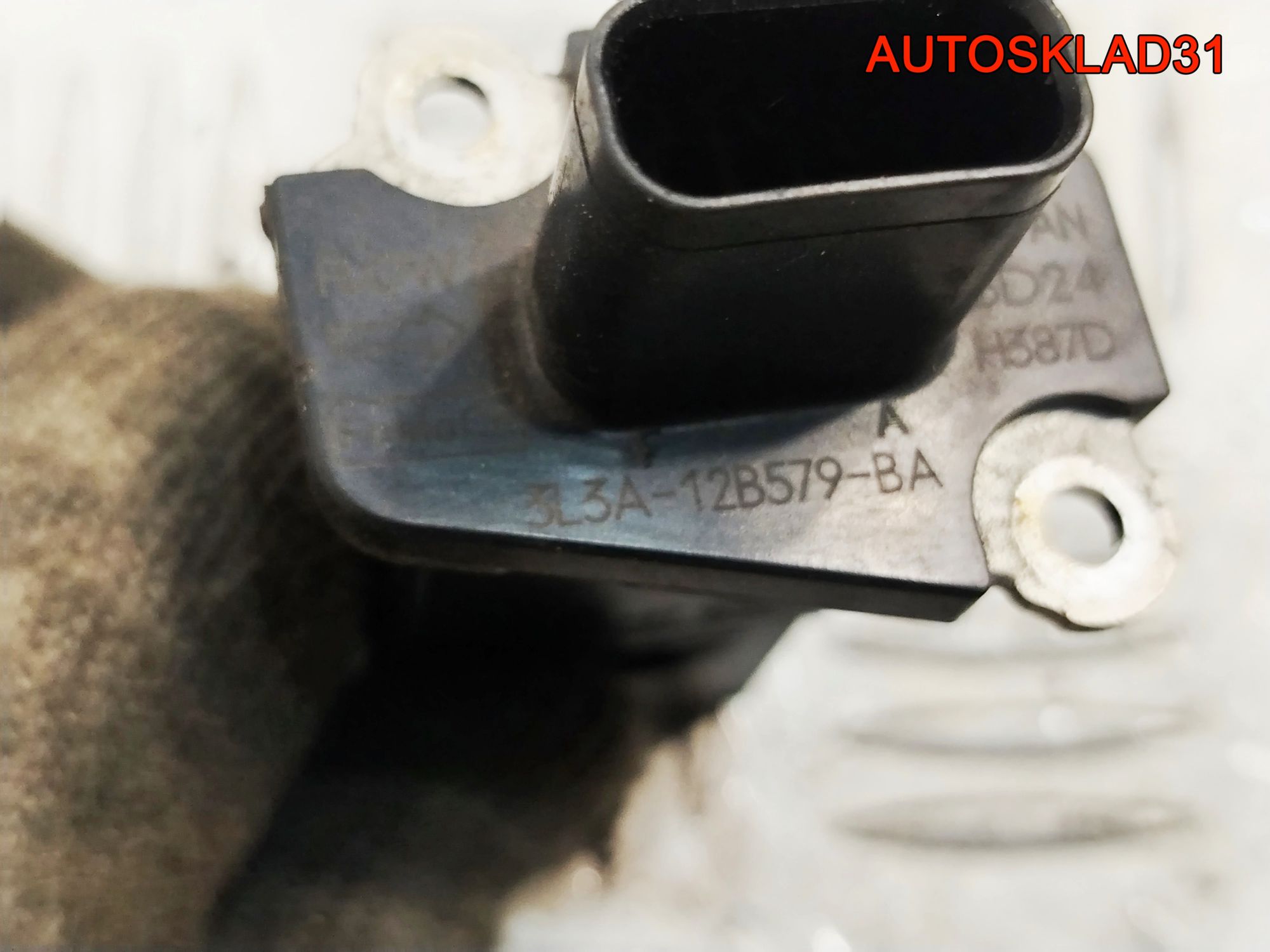 Расходомер воздуха Ford Focus 2 1,6 Бензин 3L3A12B579BA, 2000 рублей, Дубовое