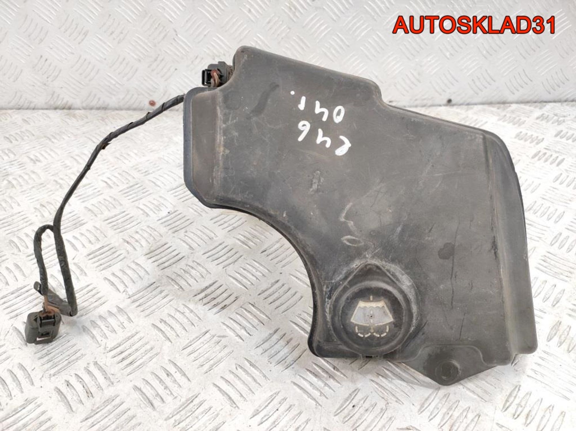 Бачок омывателя BMW E46 61677008057, 1200 рублей, Дубовое