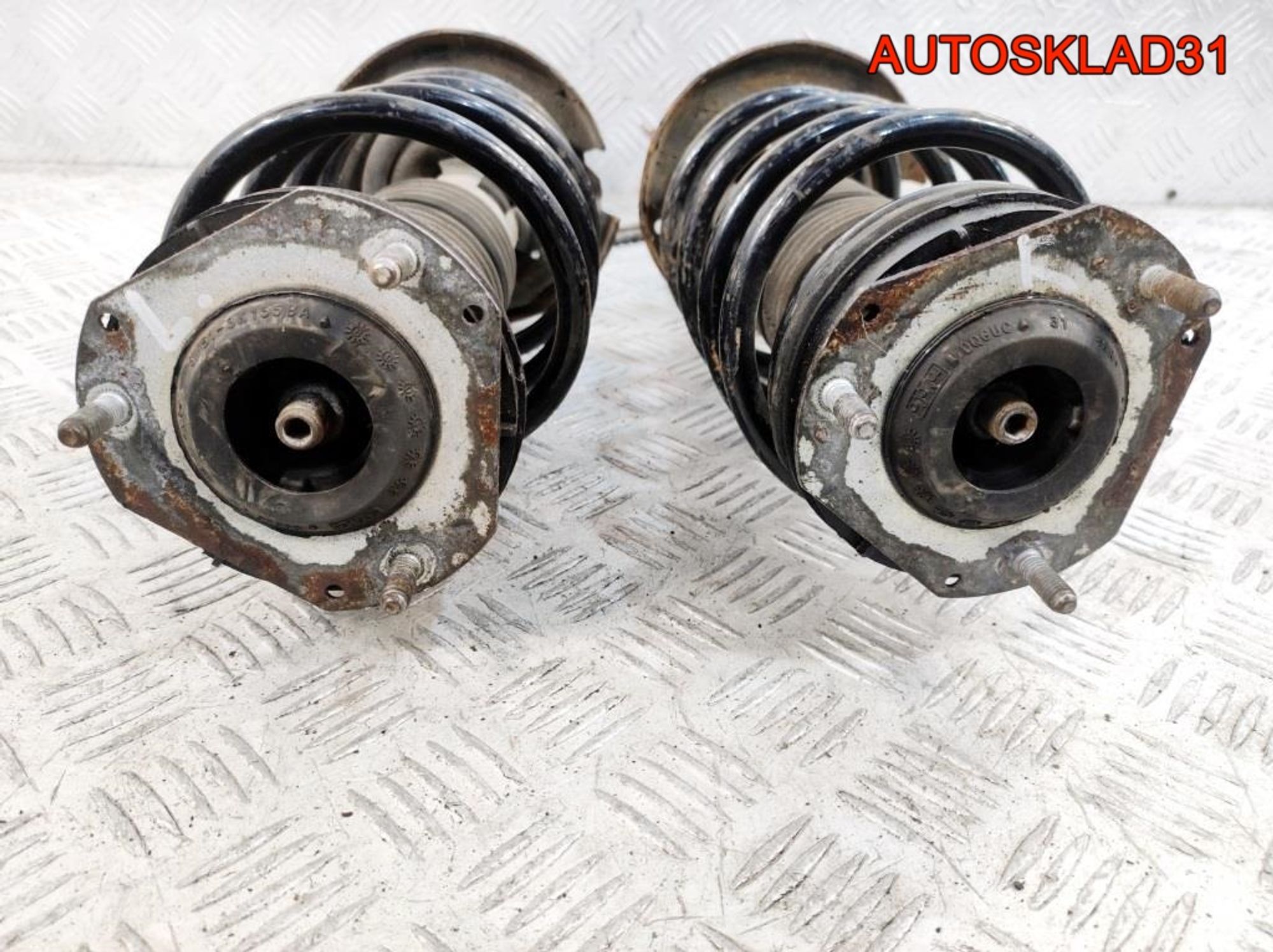 Амортизатор передний комплект Ford Fiesta 6 1713956, 5000 рублей, Дубовое