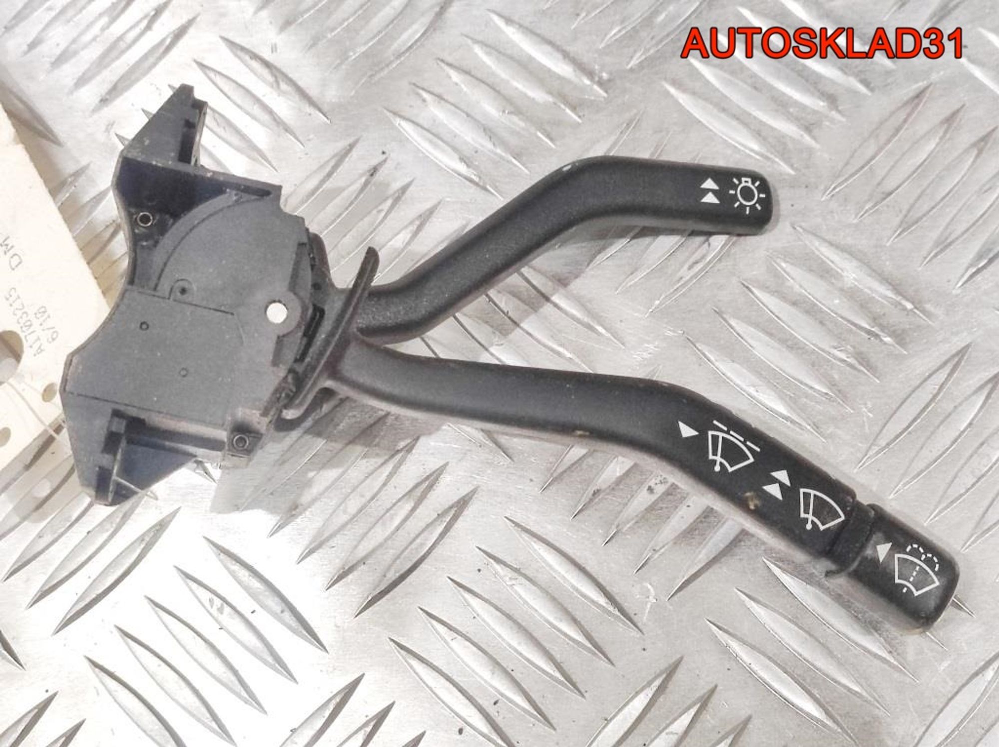 Переключатель стеклоочистителя Ford Sierra 90BG11K665DD, 1000 рублей, Дубовое