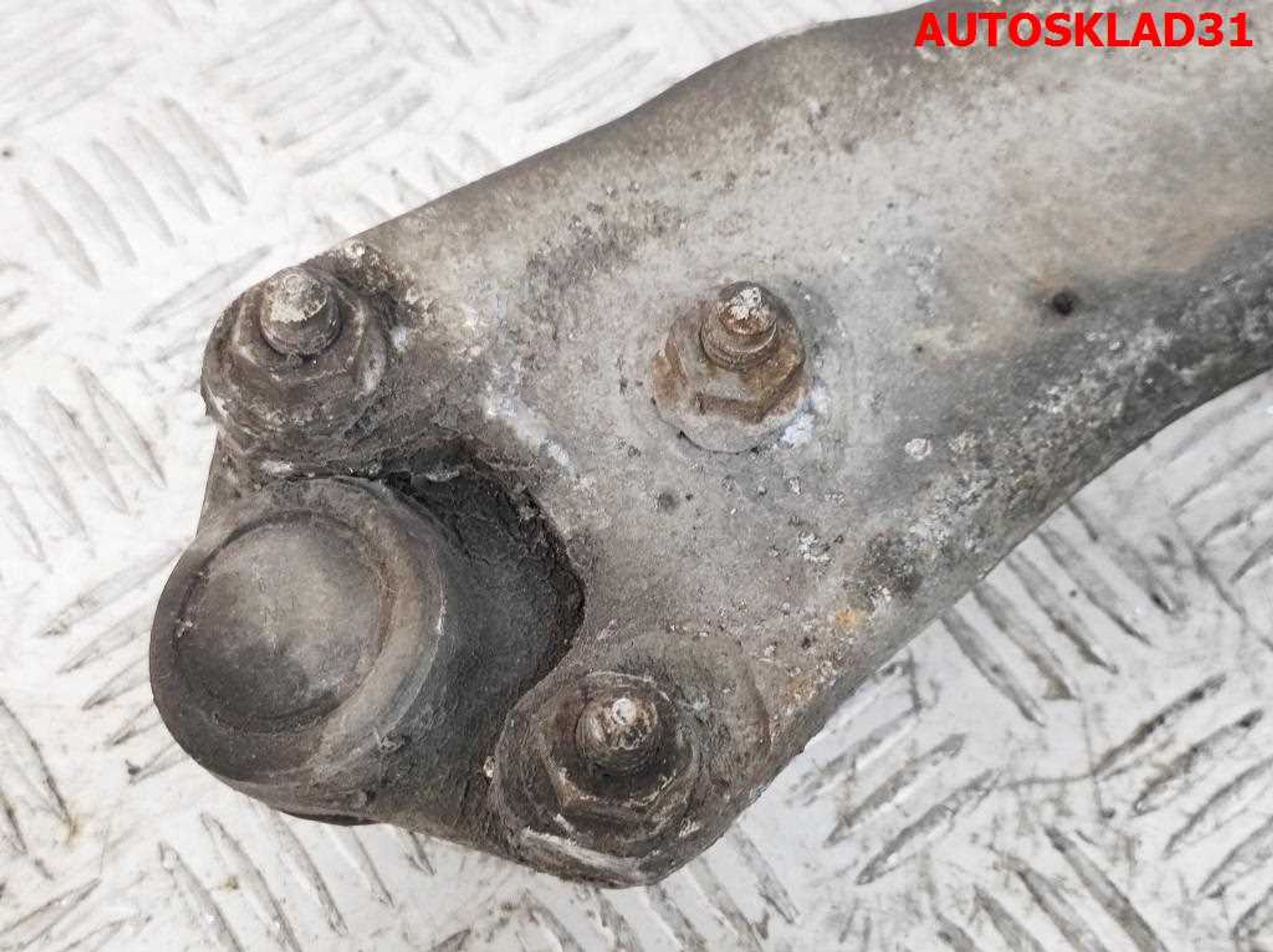 Рычаг передний правый нижний VW Passat B6 3C0407151E, 2000 рублей, Дубовое