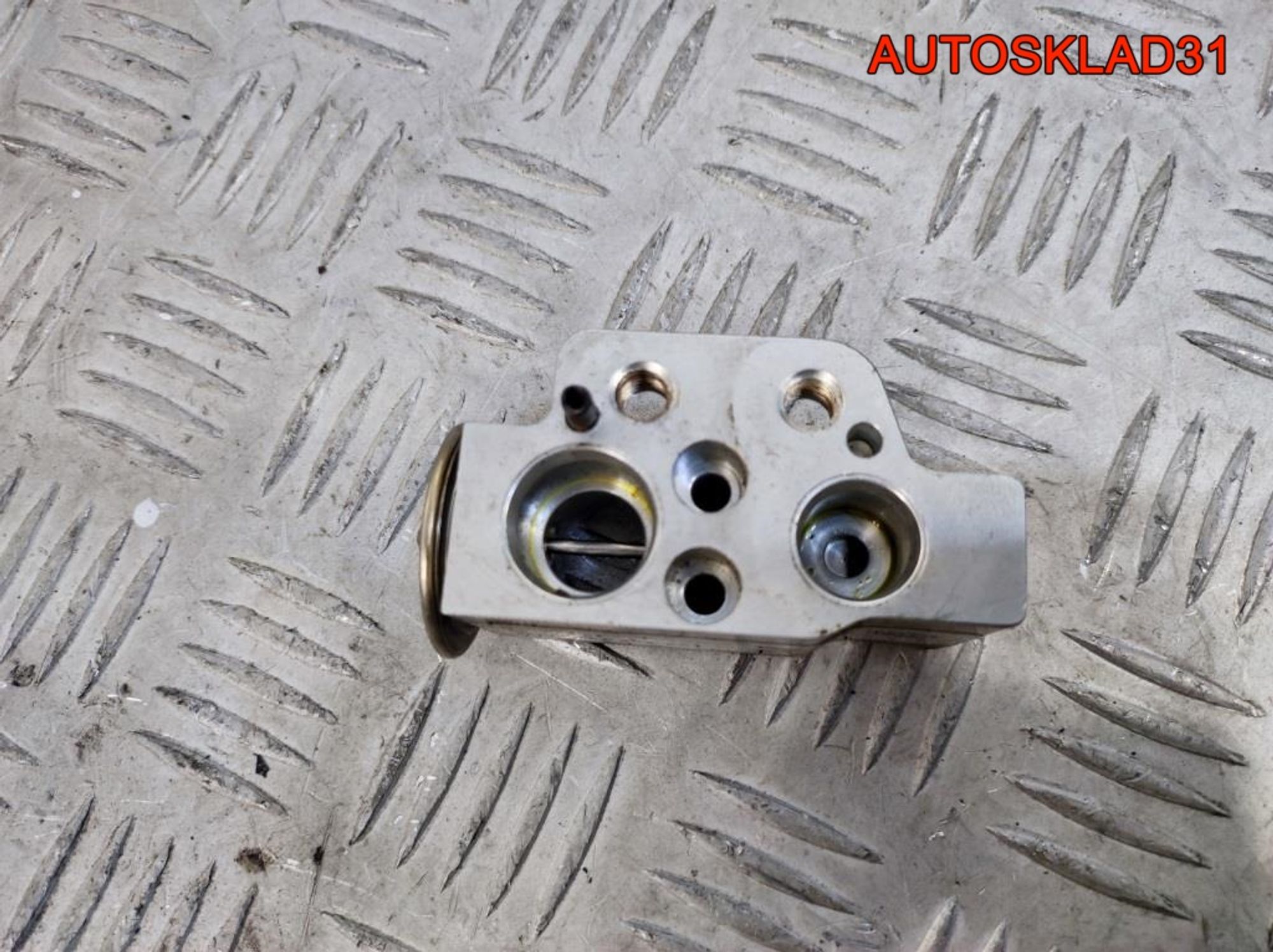 Клапан кондиционера Skoda Octavia A5 8UW351239661, 900 рублей, Дубовое