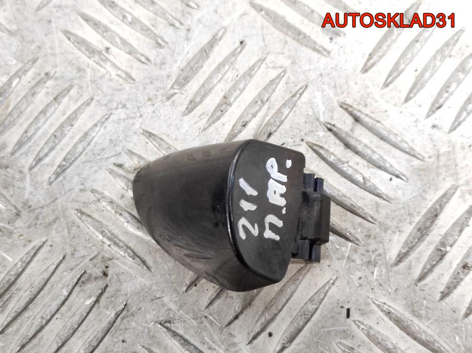 Вставка замка двери правая Mercedes W211 A2037601677, 500 рублей, Дубовое