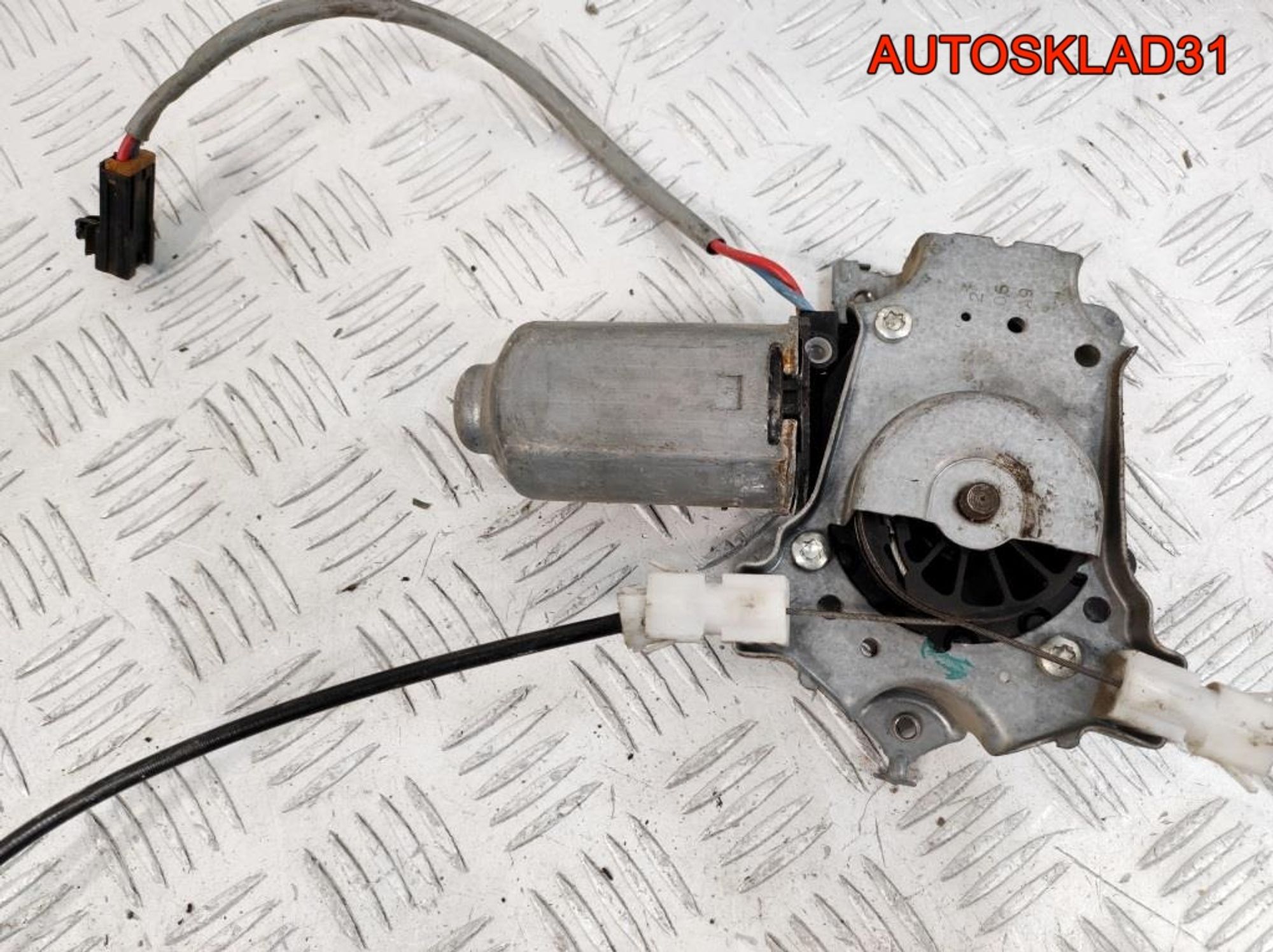 Стеклоподъемник передний правый Nissan Primera P11 4004388, 2500 рублей, Дубовое