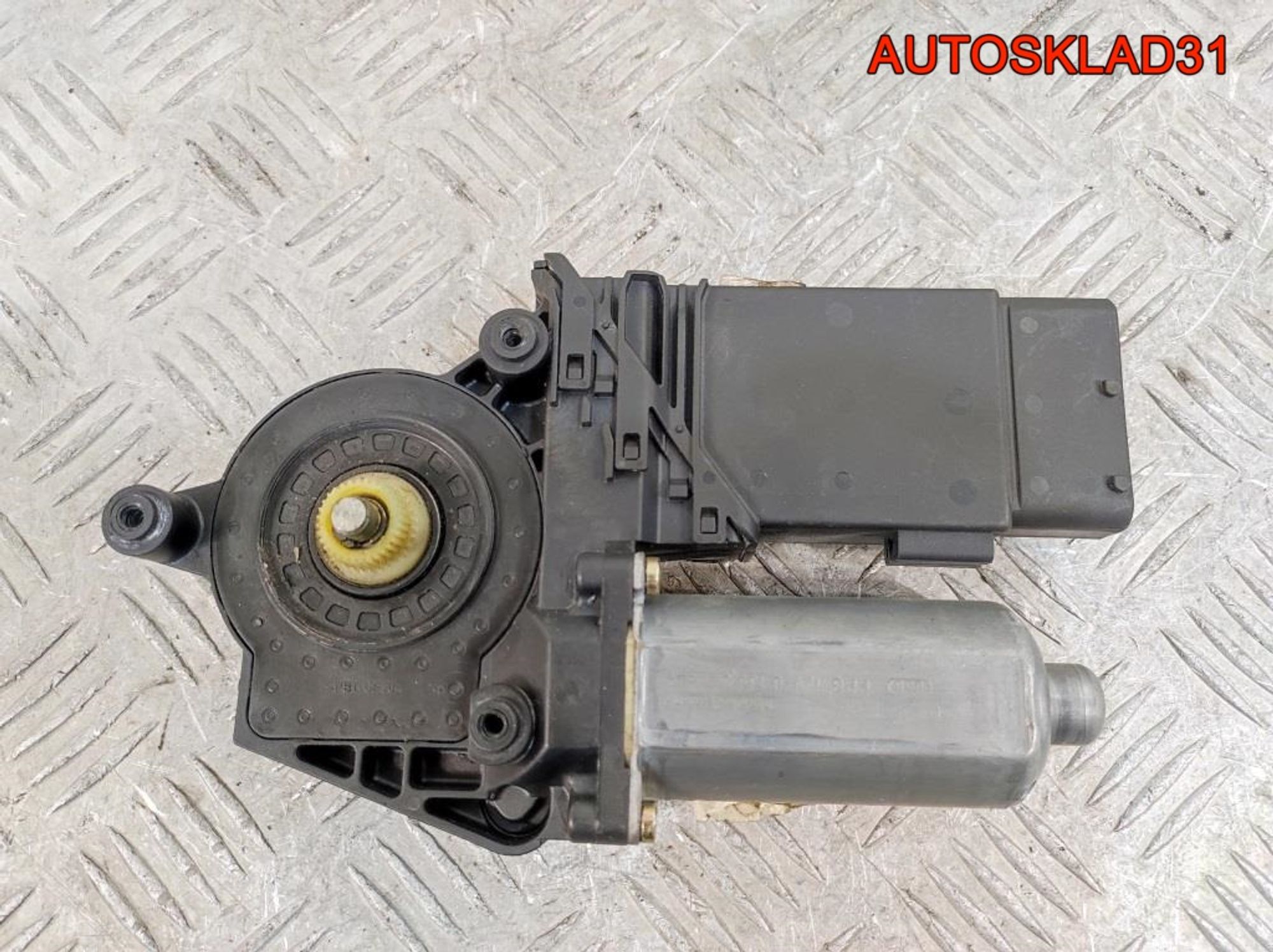 Моторчик стеклоподъёмника передний правый VW Passat B5 3B4837752BS, 800 рублей, Дубовое