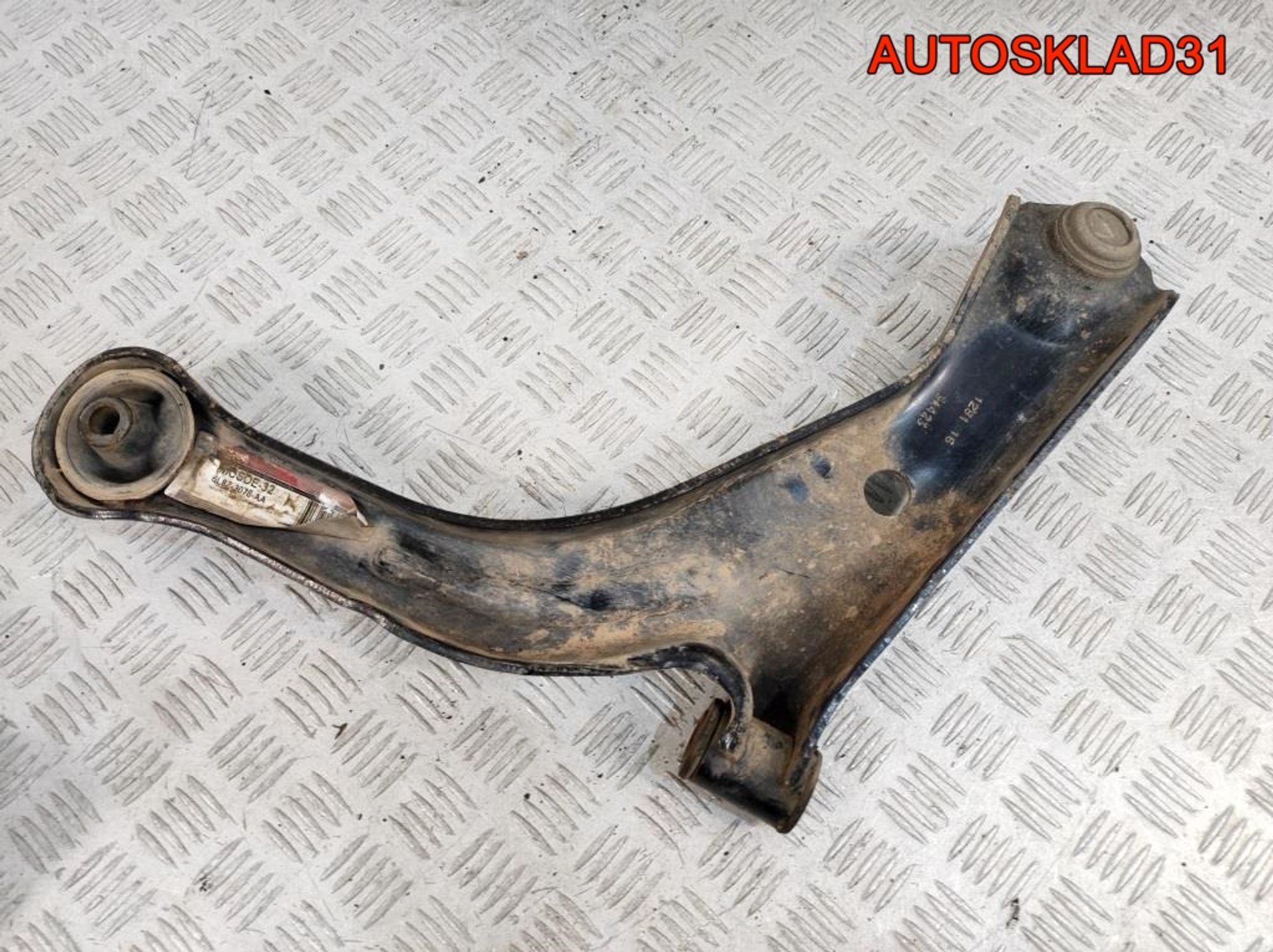 Рычаг передний правый Ford Maverick 2 6L8Z3078AA, 1800 рублей, Дубовое