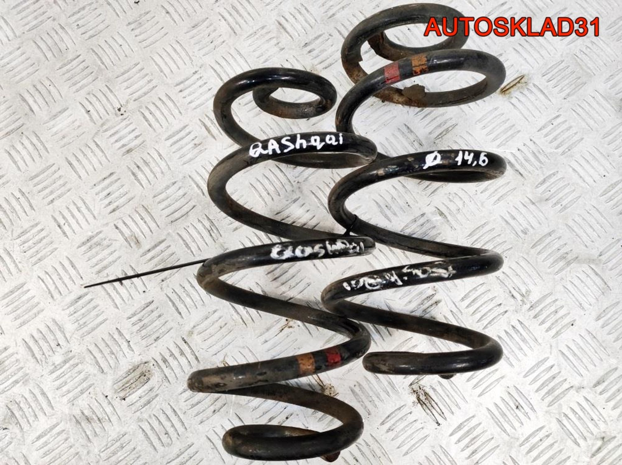Пружина задняя Nissan Qashqai J10 55020JD02A, 1800 рублей, Дубовое