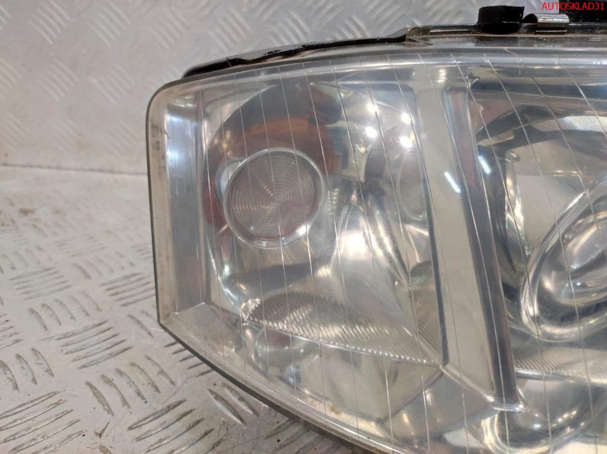 Фара правая Ксенон Audi A6 C5 Рест 4B0941030R, 15000 рублей, Дубовое