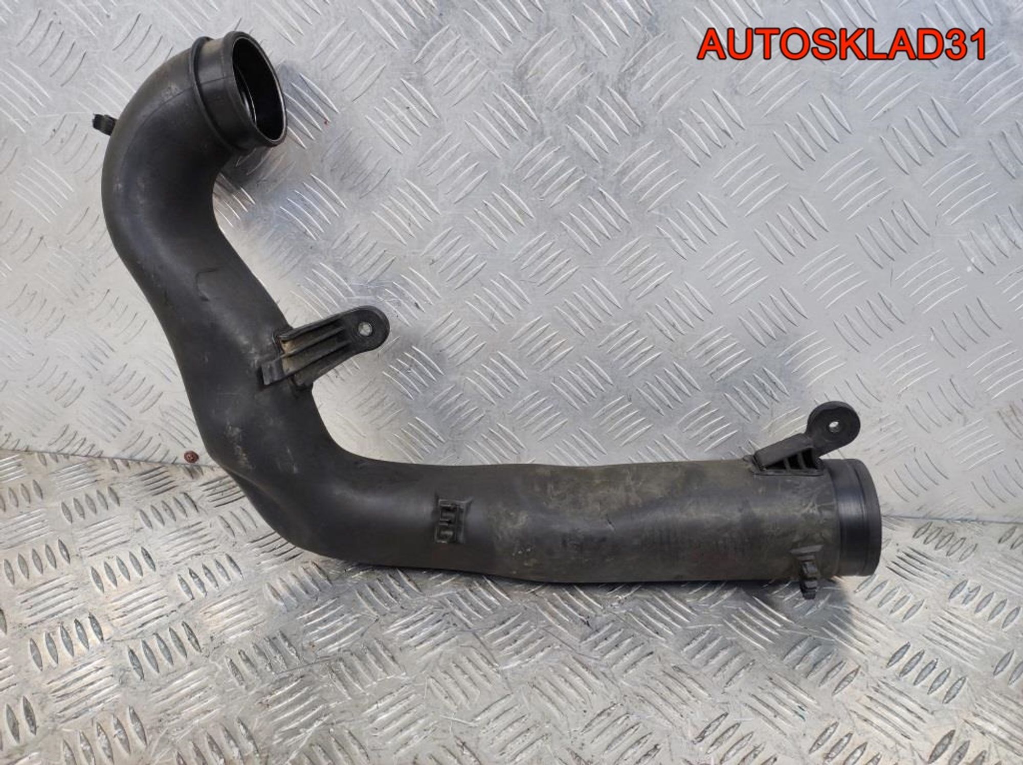 Патрубок воздушного фильтра VWPassat B6 1K0129654K, 900 рублей, Дубовое