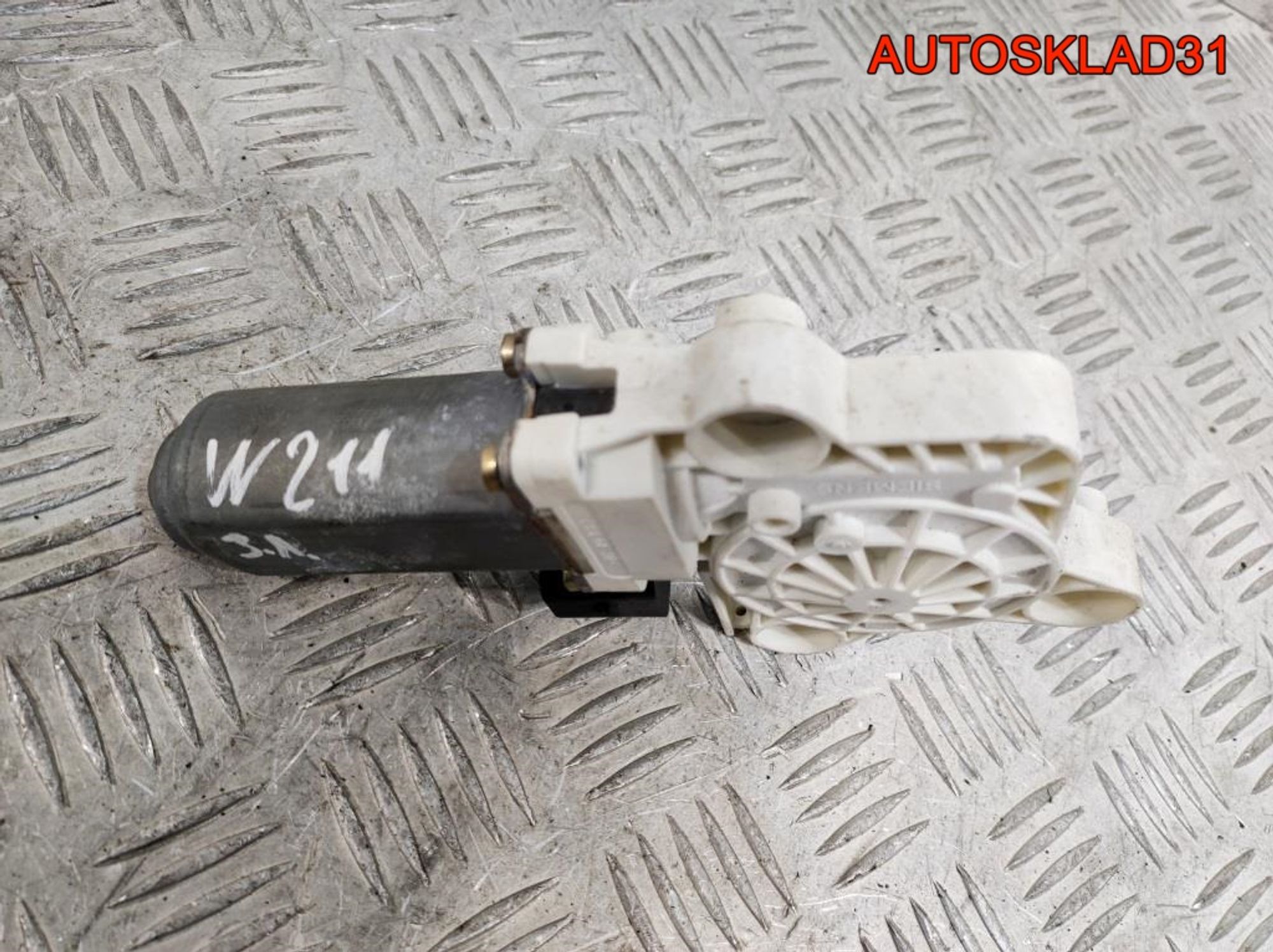 Моторчик стеклоподъемника задний левый Mercedes W211 A2118202342, 1100 рублей, Дубовое