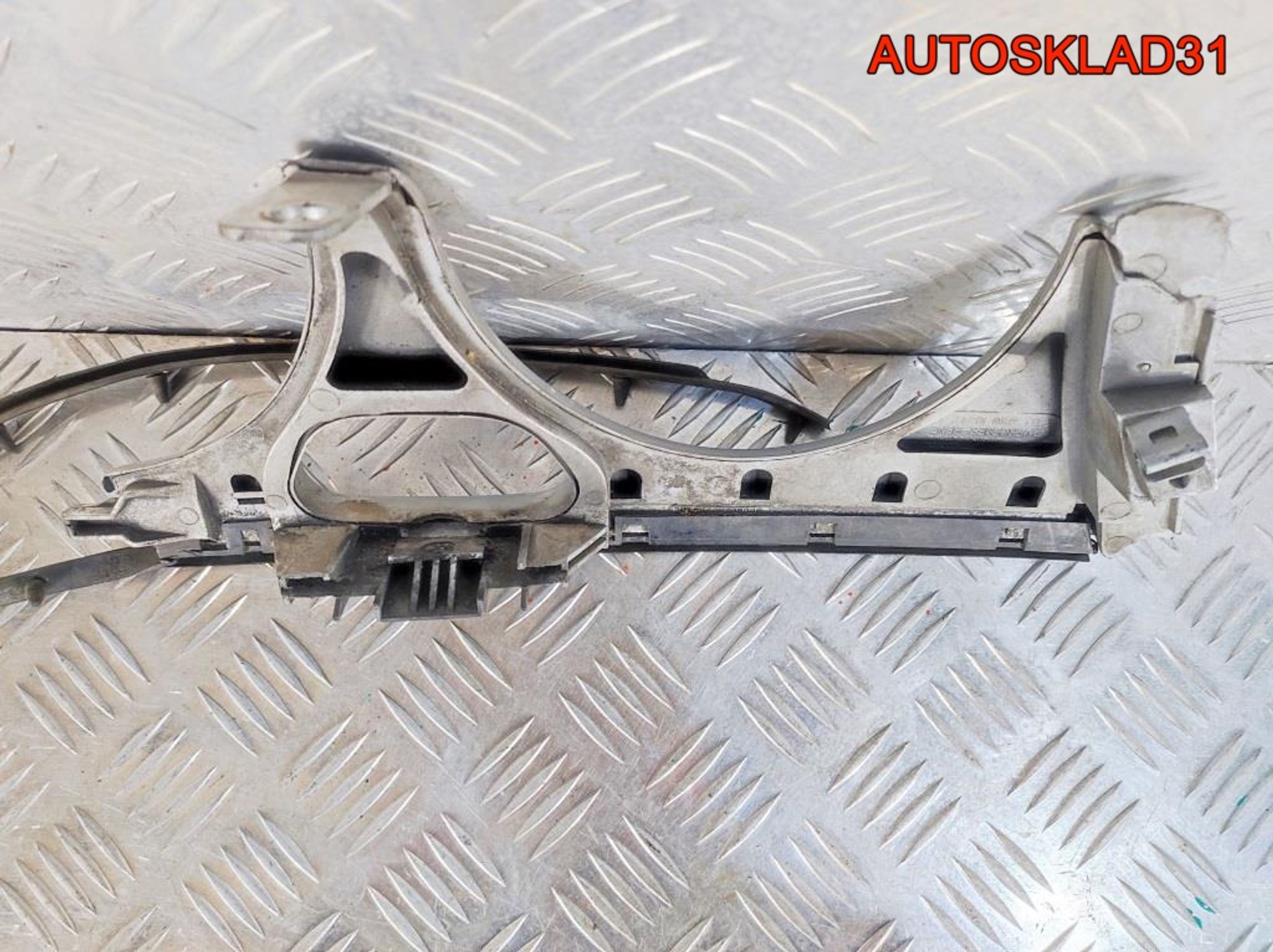 Планка под фару левая Mercedes W210 A2108200312, 1300 рублей, Дубовое