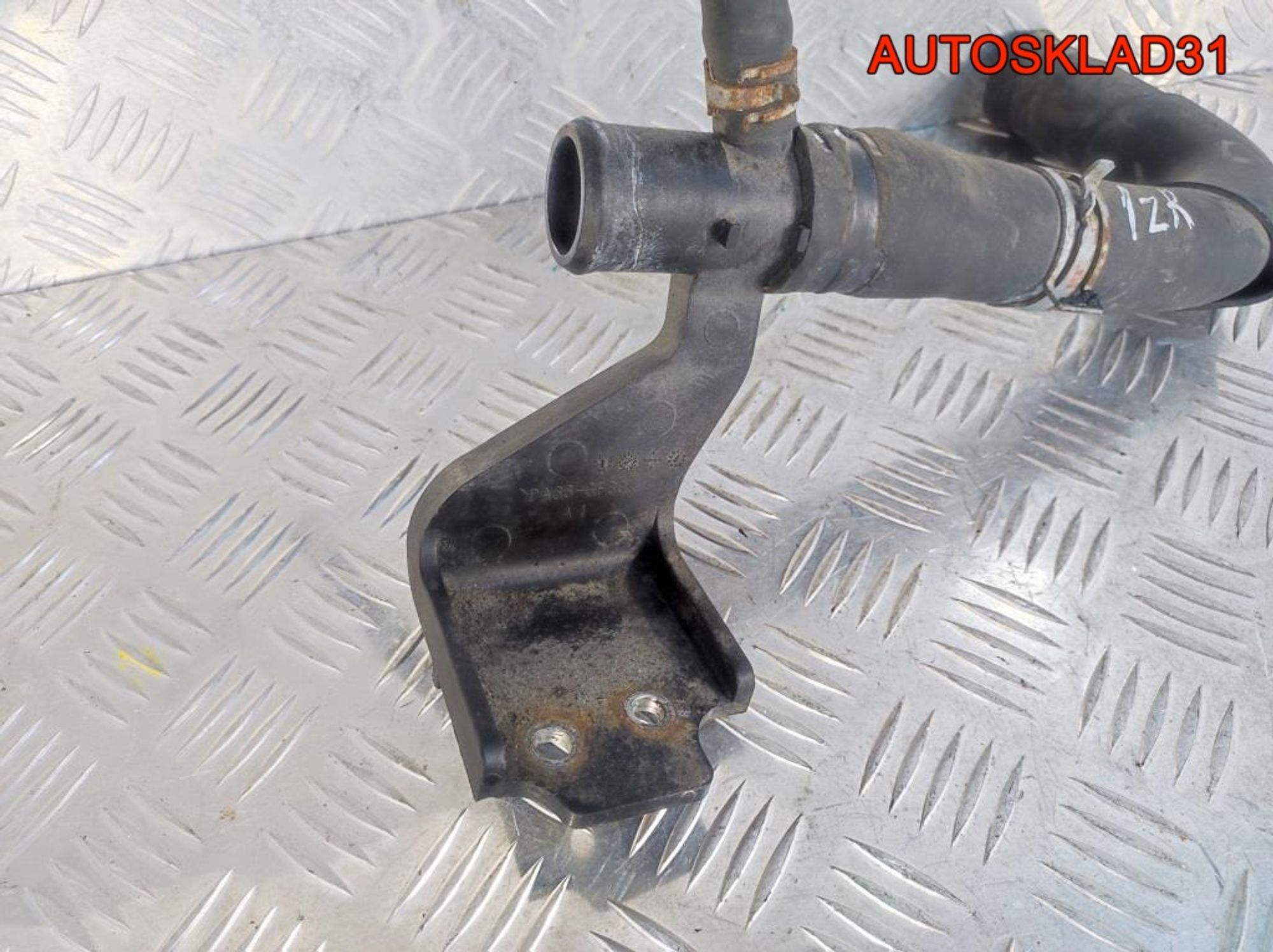 Тройник системы охлаждения Toyota Corolla 1,6 1ZR, 1700 рублей, Дубовое