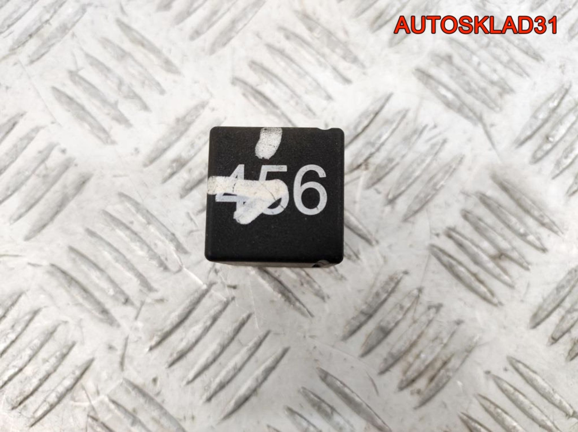 Реле №456 Skoda Octavia A4 3U0941597A, 1000 рублей, Дубовое