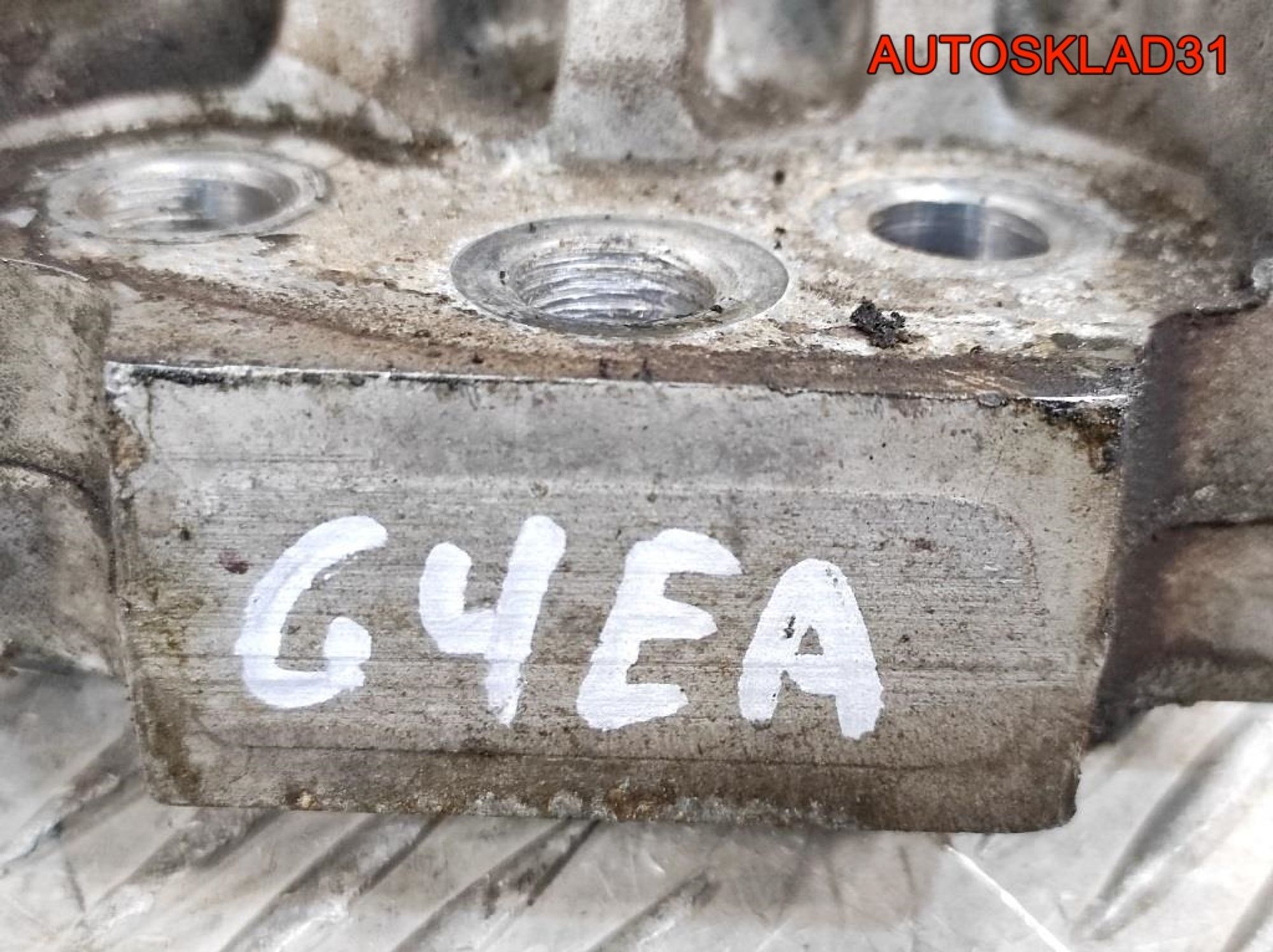 Кронштейн двигателя правый Hyundai Getz 1,3 G4EA 218401C300, 900 рублей, Дубовое