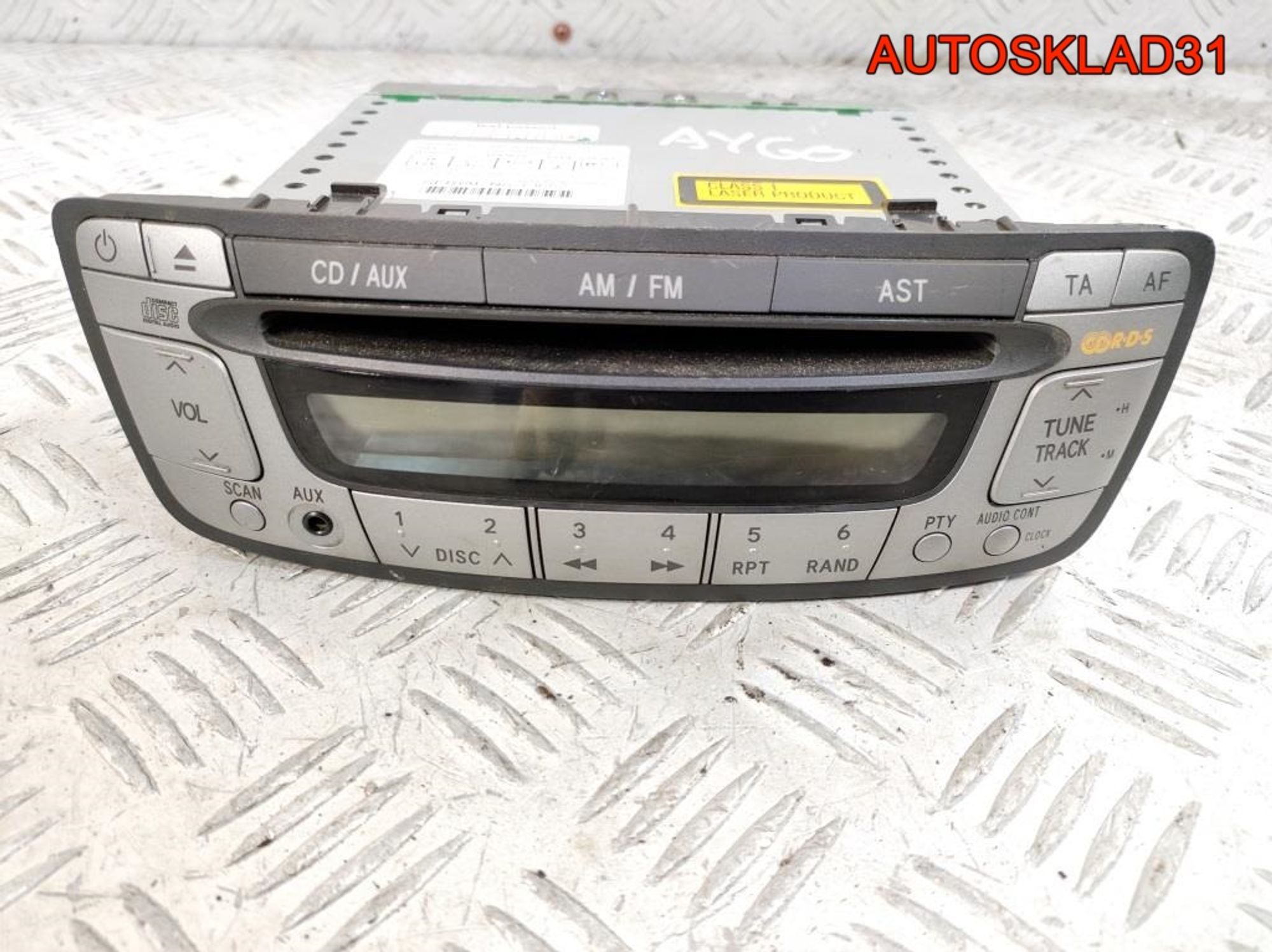Магнитола Toyota Aygo 861200H010, 2000 рублей, Дубовое