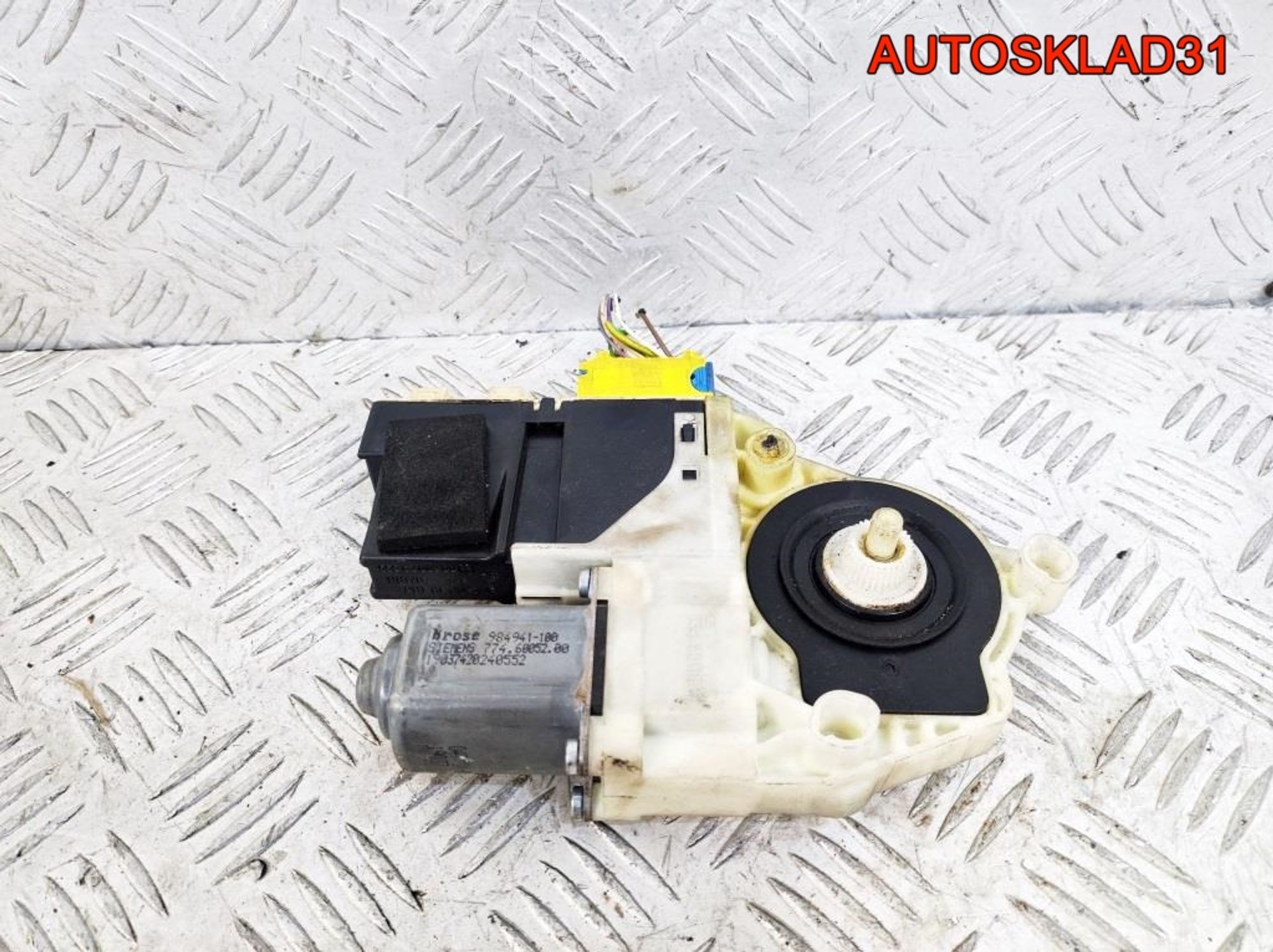 Моторчик стеклоподъемника Citroen C4 9681577780, 1300 рублей, Дубовое