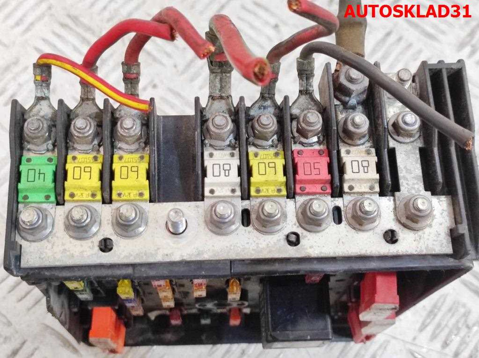 Блок предохранителей VW Passat B6 3C0937125, 1300 рублей, Дубовое
