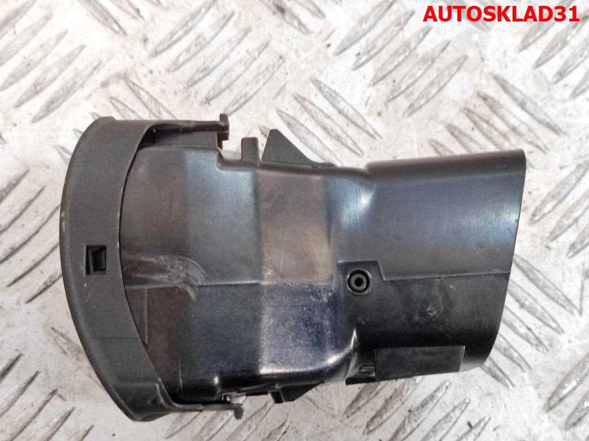 Дефлектор воздушный левый VW Passat B5+ 3B0819703D, 1000 рублей, Дубовое