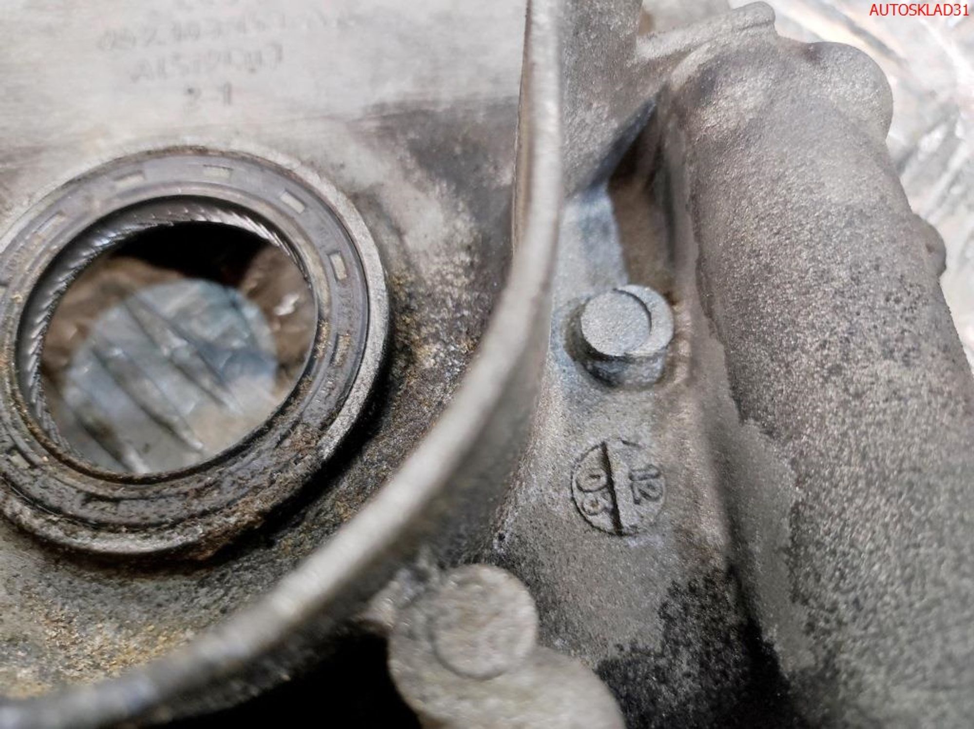 Крышка двигателя передняя Audi A6 C5 2,5 AKE 059103153AA, 5000 рублей, Дубовое