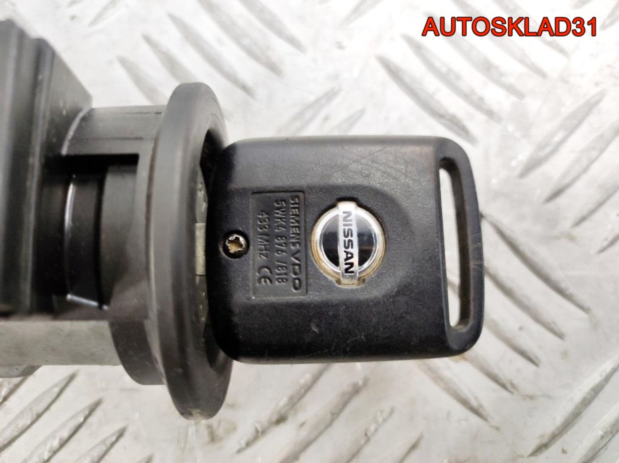 Замок зажигания МКПП Nissan Note E11 D87009U00A, 2000 рублей, Дубовое