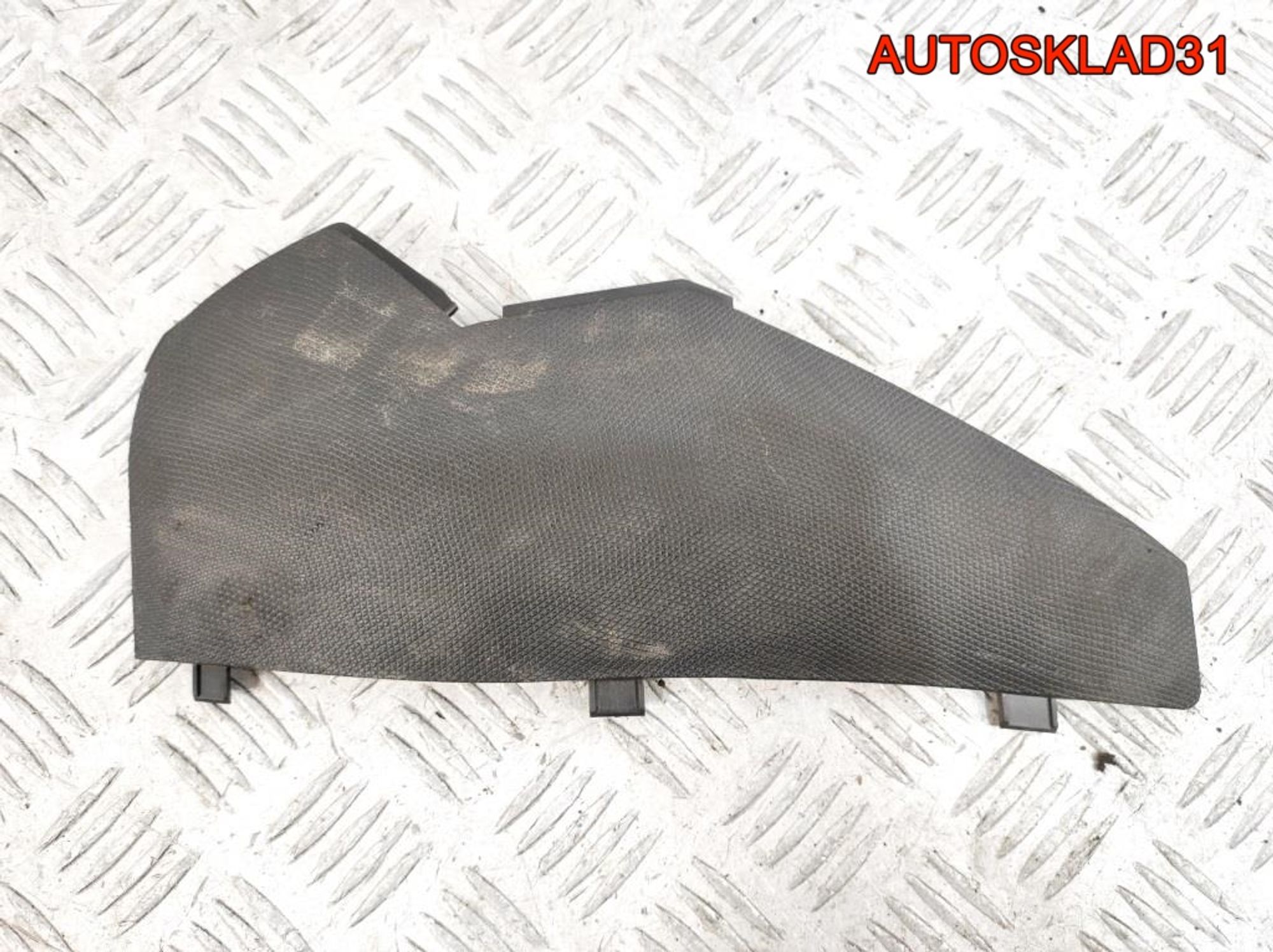 Накладка торпедо правая Nissan Micra K12 68499AX700, 600 рублей, Дубовое